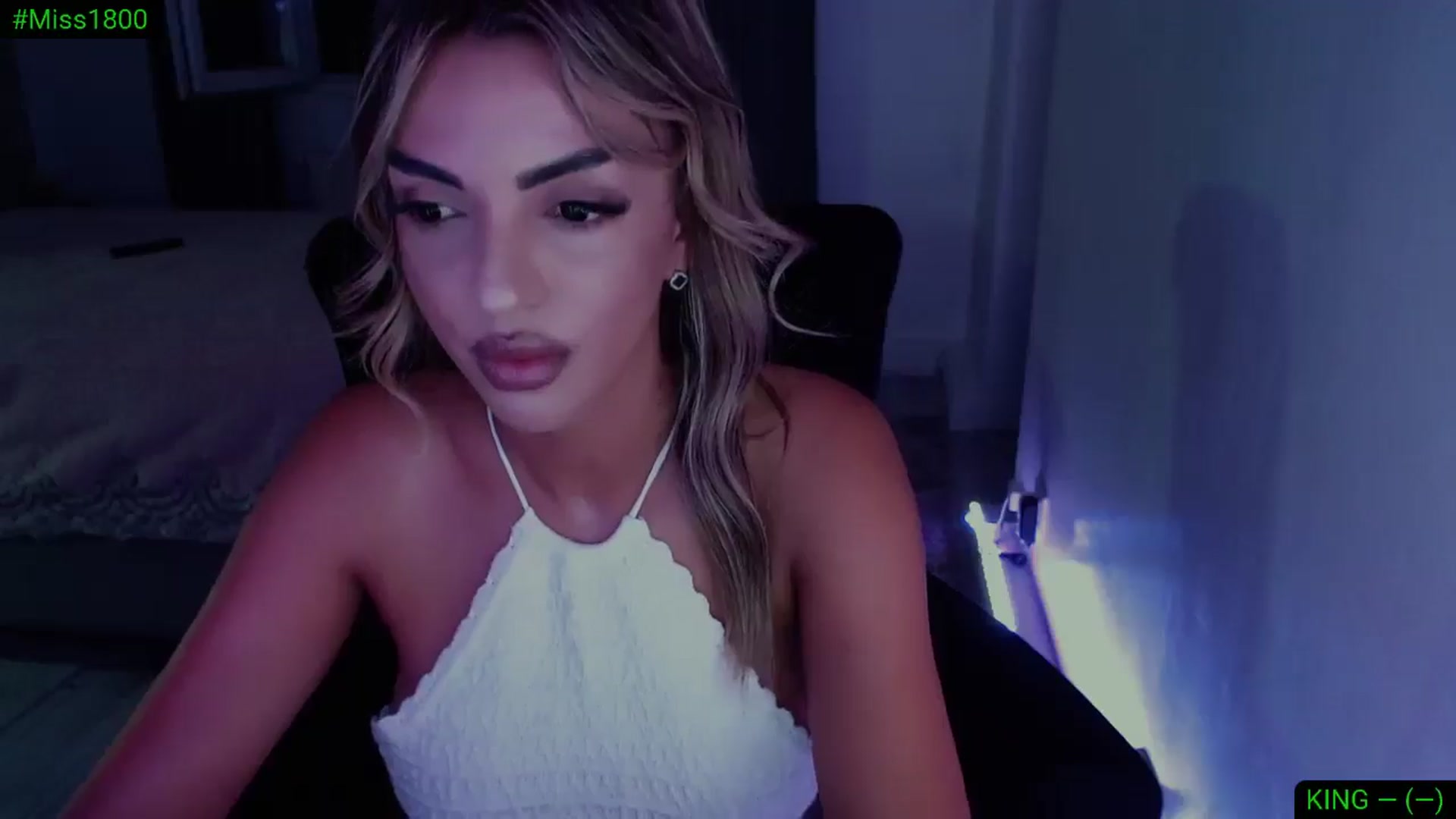 Gallery image thumbnail from Diamondblack5's myfreecams stream on, 07/30/2025, 24:37 image 6 of 20
