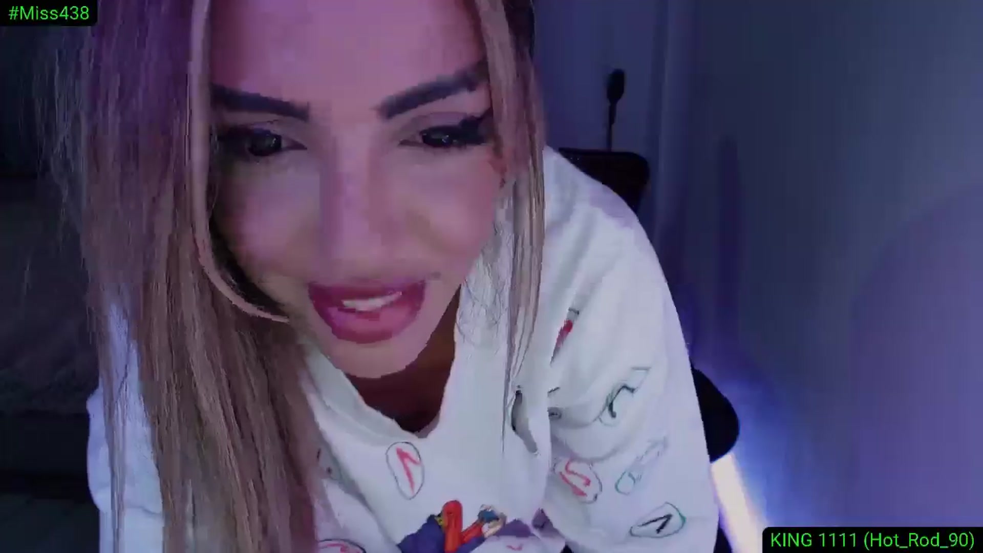 Gallery image thumbnail from Diamondblack5's myfreecams stream on, 08/02/2025, 24:43 image 5 of 20