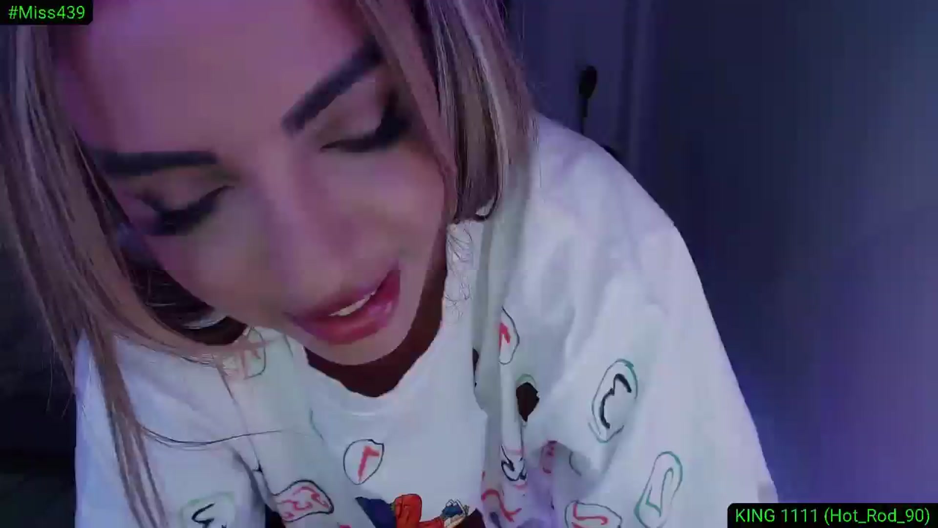 Gallery image thumbnail from Diamondblack5's myfreecams stream on, 08/02/2025, 24:43 image 3 of 20