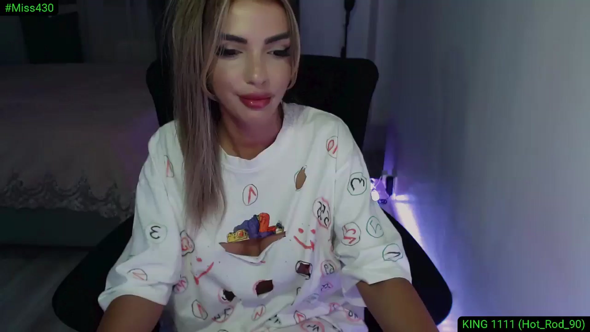 Gallery image thumbnail from Diamondblack5's myfreecams stream on, 08/02/2025, 24:43 image 16 of 20
