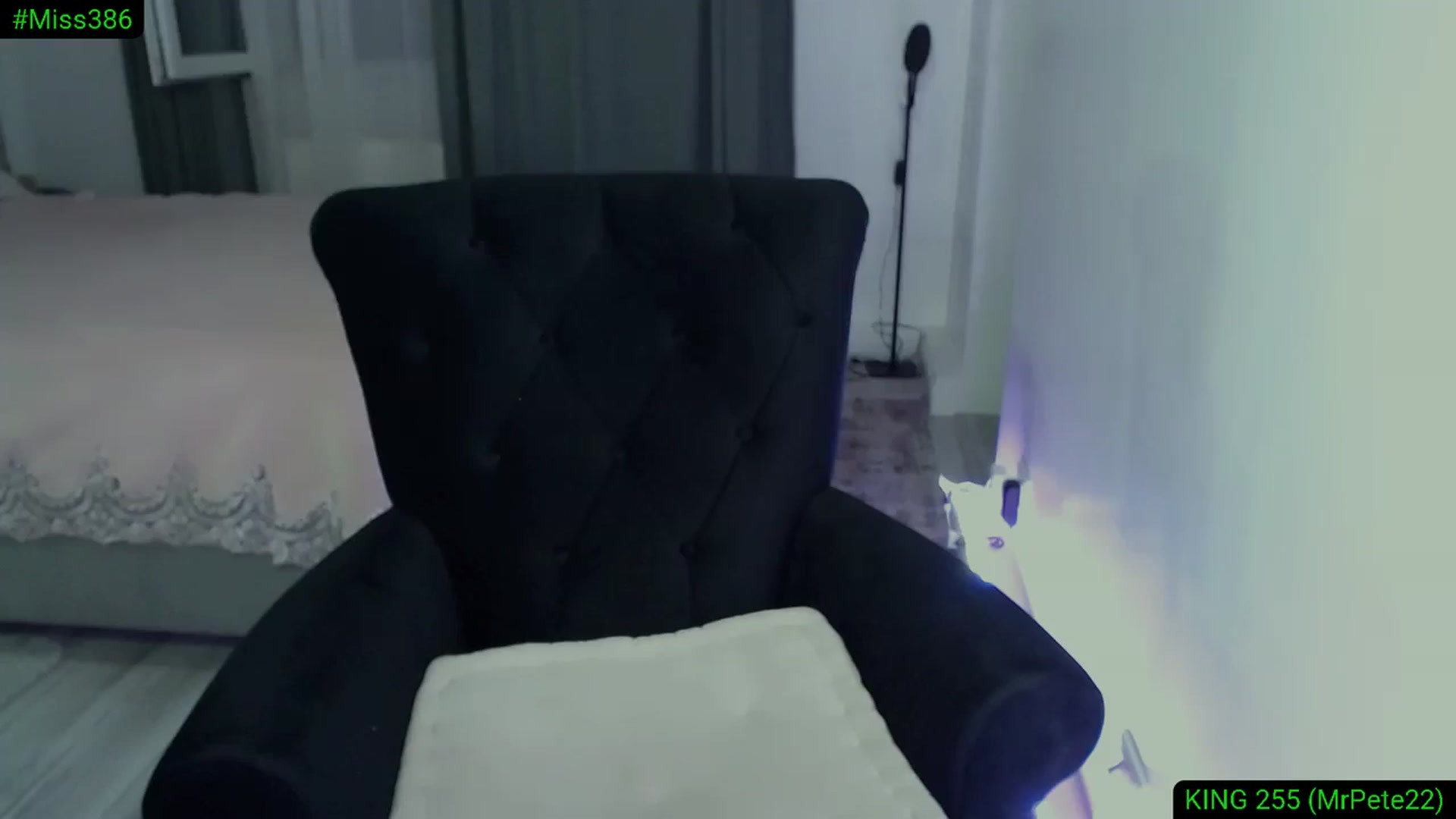 Gallery image thumbnail from Diamondblack5's myfreecams stream on, 08/04/2025, 02:48 image 13 of 20