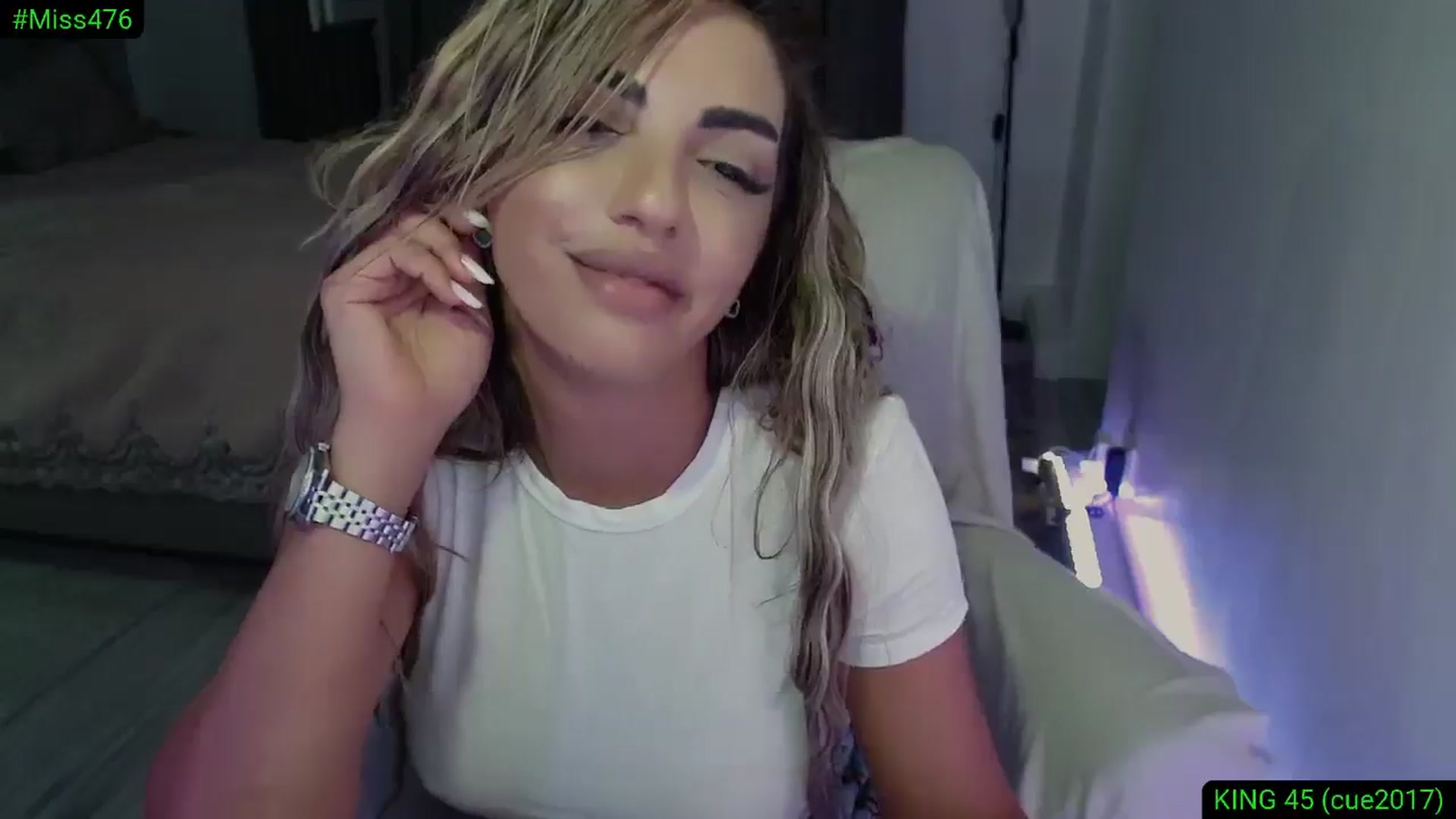 Gallery image thumbnail from Diamondblack5's myfreecams stream on, 08/11/2025, 01:53 image 4 of 20