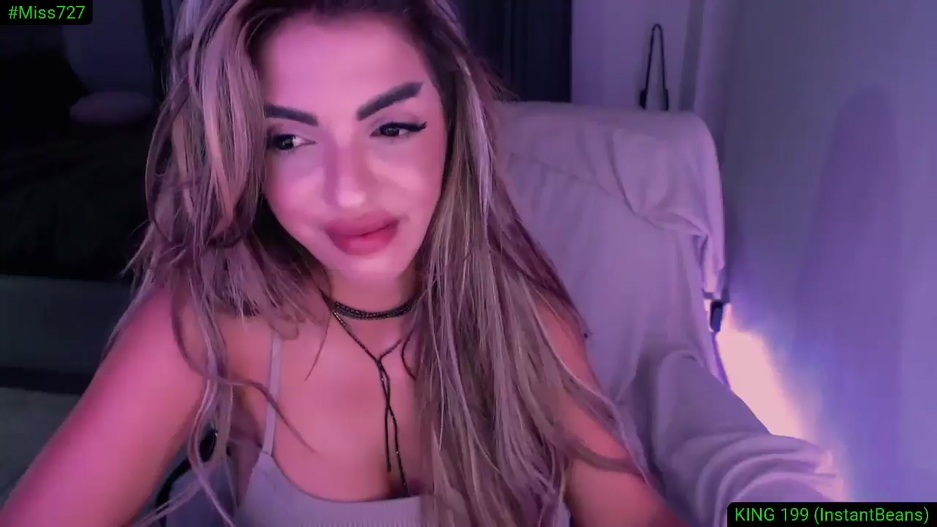 Gallery image thumbnail from Diamondblack5's myfreecams stream on, 08/22/2025, 02:30 image 15 of 20