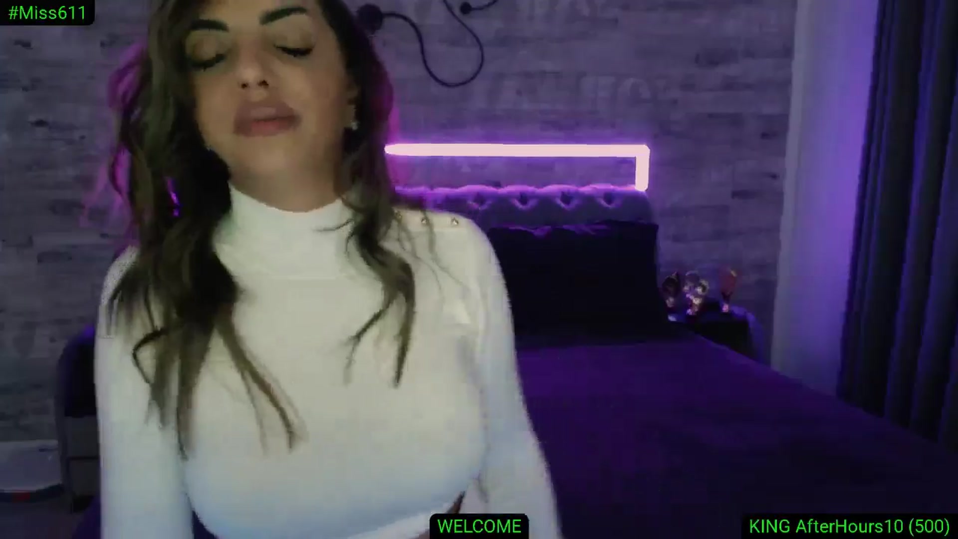 Gallery image thumbnail from Diamondblack5's myfreecams stream on, 11/17/2025, 04:53 image 8 of 20