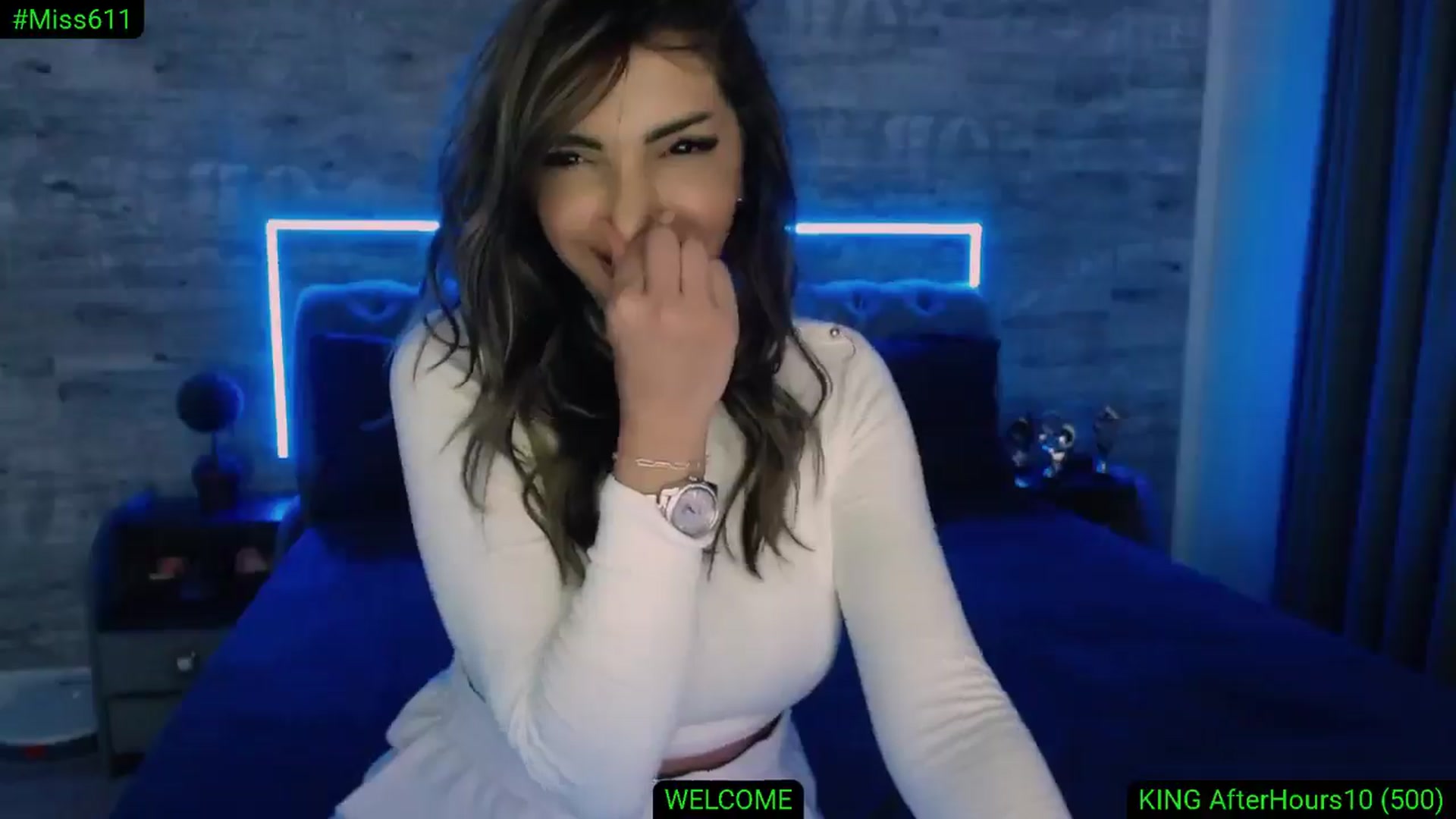 Gallery image thumbnail from Diamondblack5's myfreecams stream on, 11/17/2025, 04:53 image 3 of 20