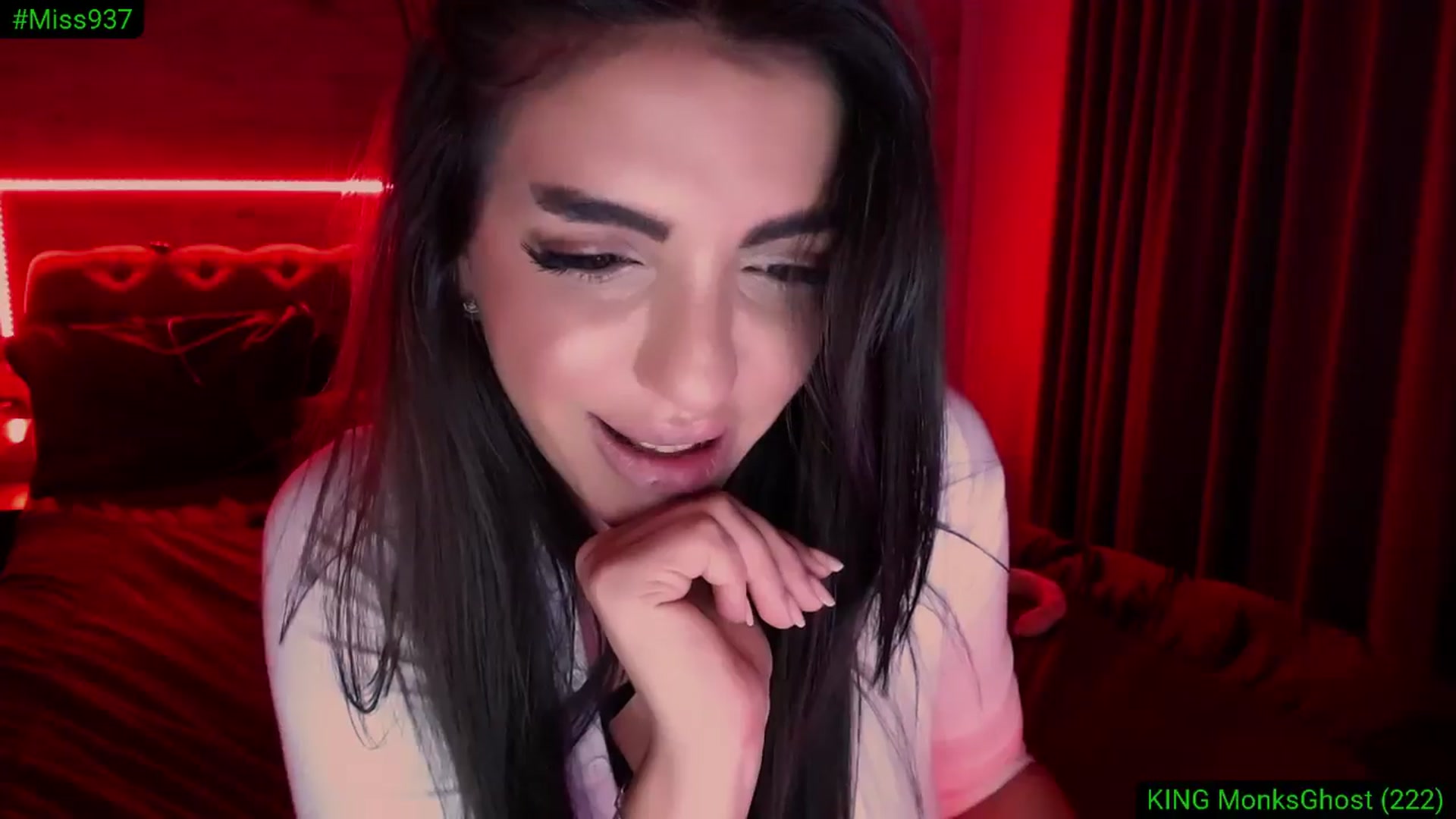 Gallery image thumbnail from Diamondblack5's myfreecams stream on, 12/08/2025, 04:25 image 14 of 20