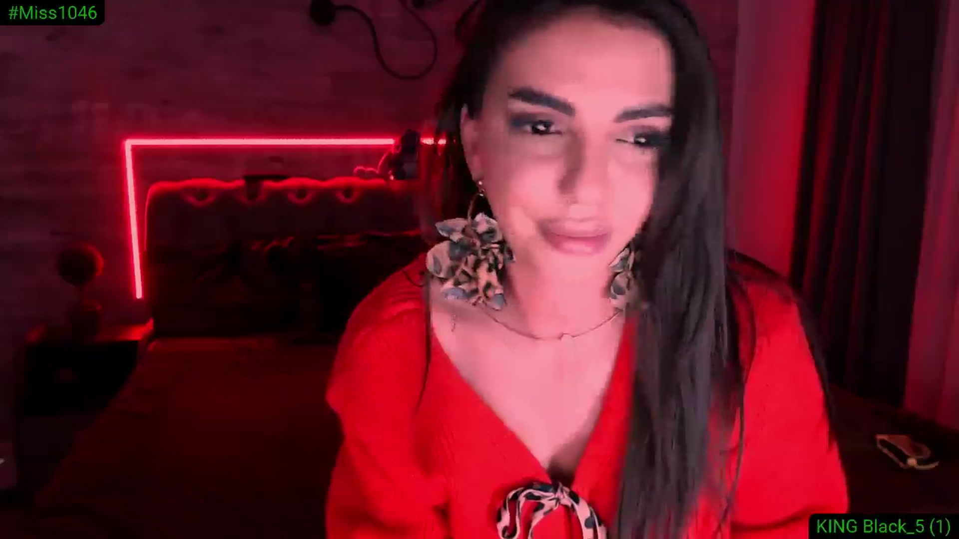 Gallery image thumbnail from Diamondblack5's myfreecams stream on, 12/09/2025, 01:57 image 9 of 20