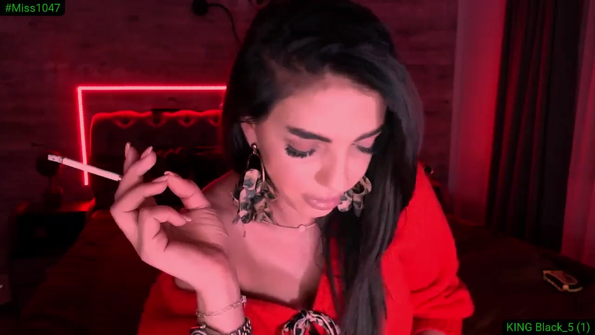Gallery image thumbnail from Diamondblack5's myfreecams stream on, 12/09/2025, 01:57 image 18 of 20