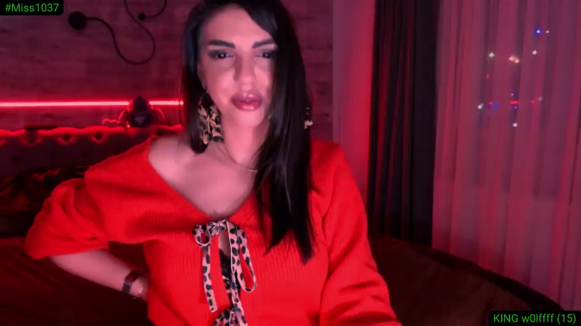 Gallery image thumbnail from Diamondblack5's myfreecams stream on, 12/09/2025, 05:09 image 7 of 20
