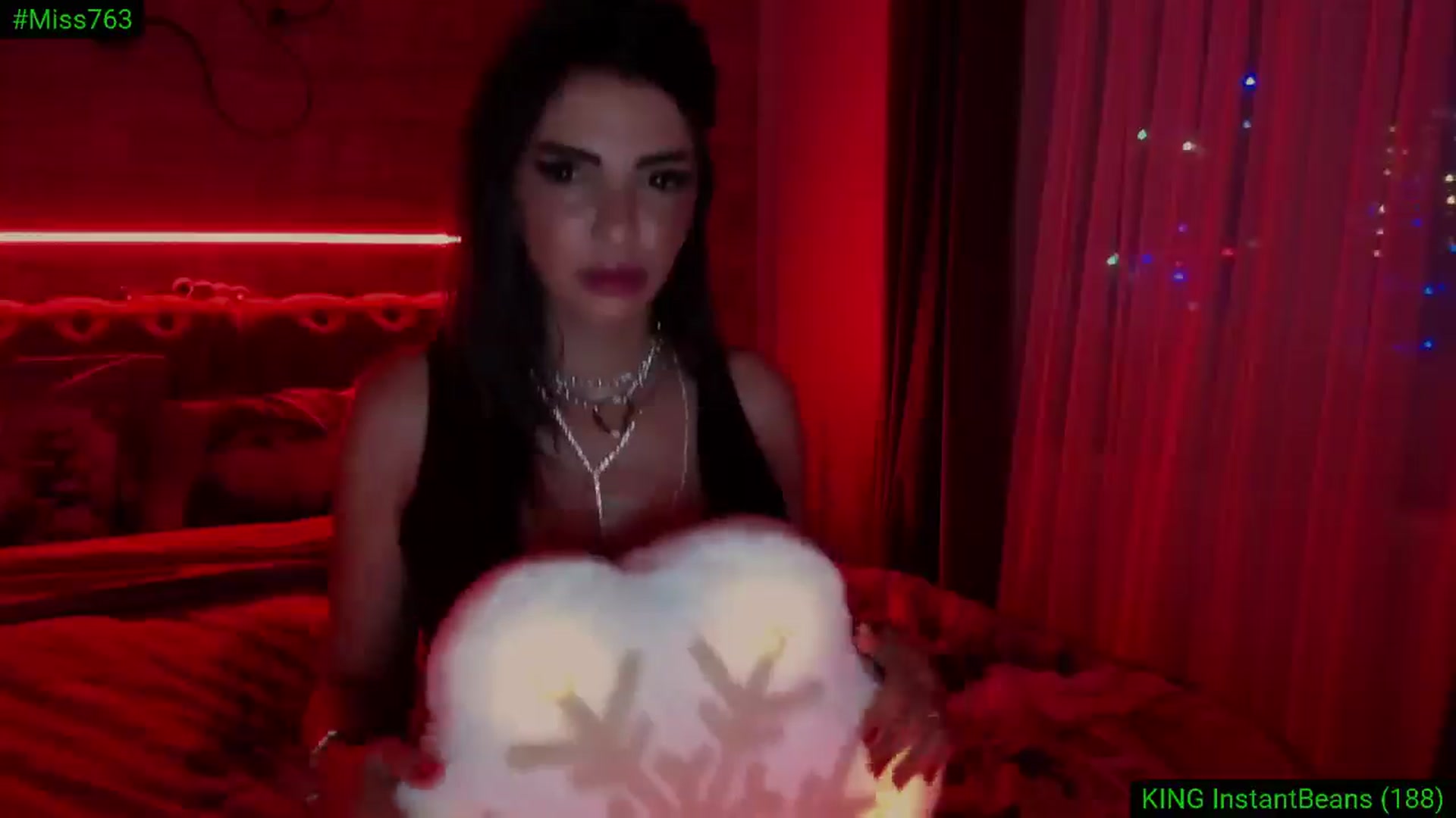 Gallery image thumbnail from Diamondblack5's myfreecams stream on, 12/22/2025, 04:13 image 3 of 20
