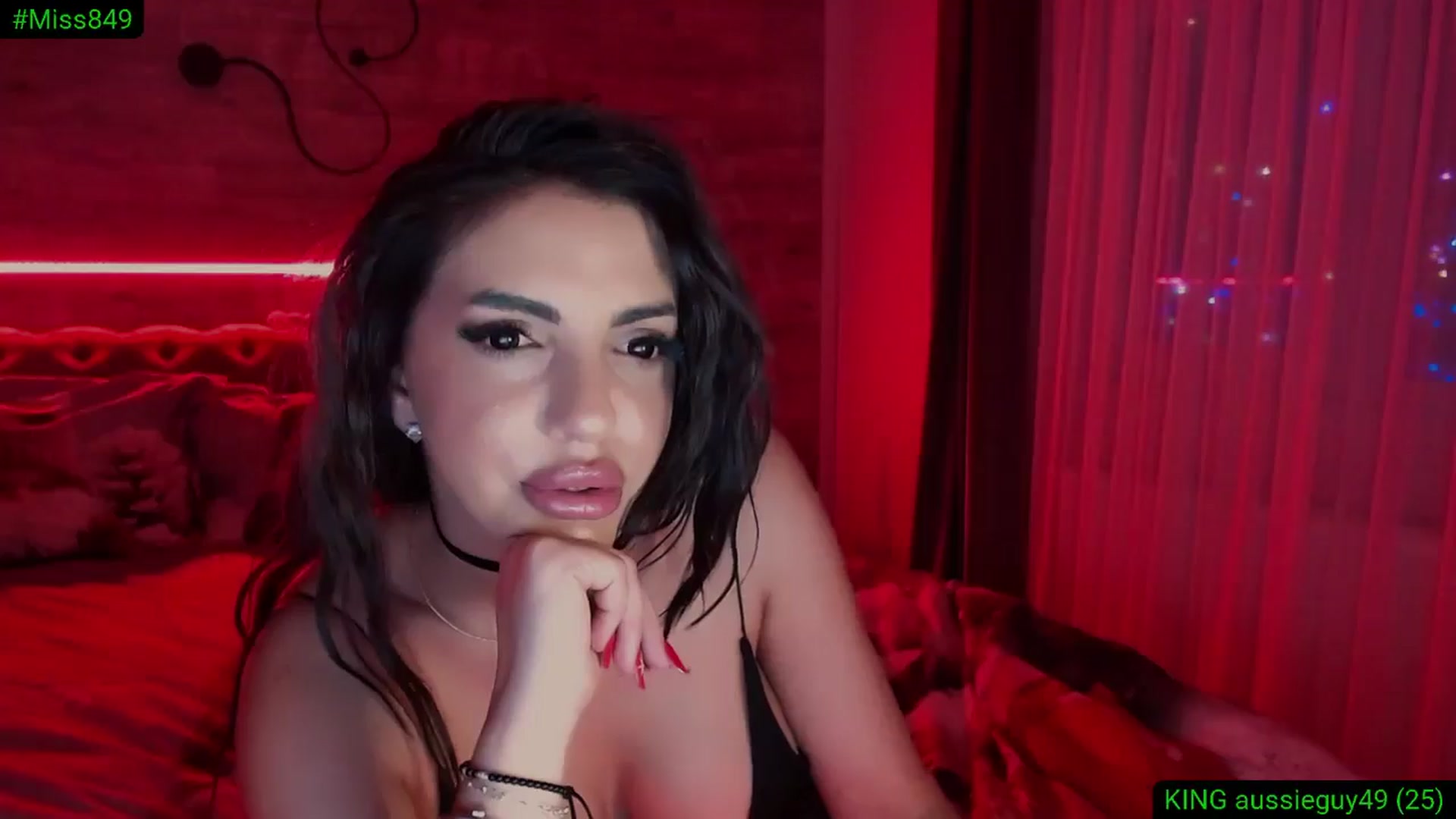 Gallery image thumbnail from Diamondblack5's myfreecams stream on, 12/27/2025, 24:24 image 8 of 20