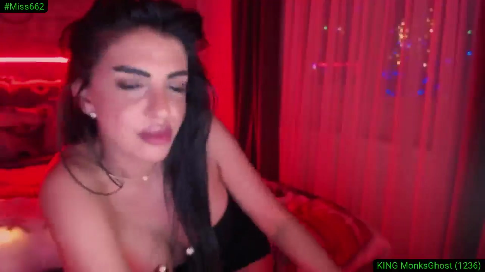 Gallery image thumbnail from Diamondblack5's myfreecams stream on, 12/28/2025, 04:17 image 10 of 20