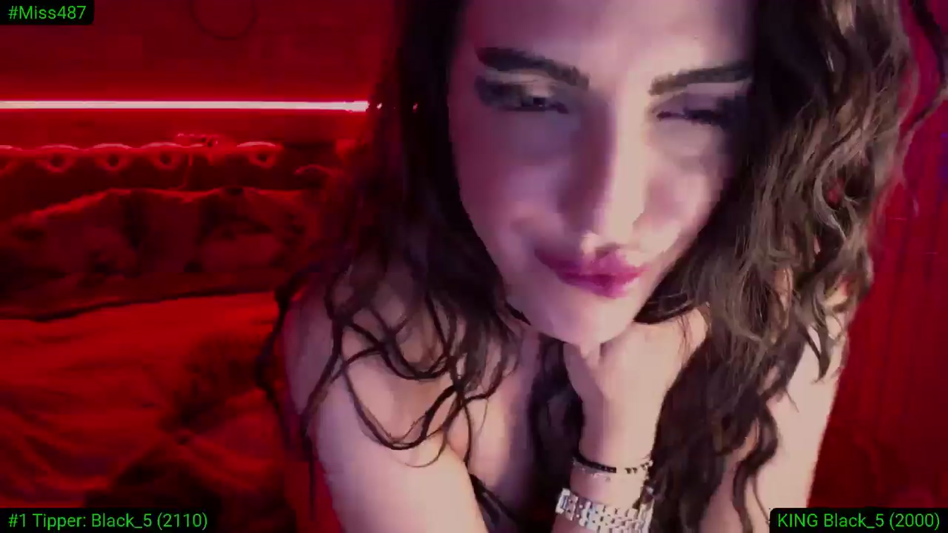 Gallery image thumbnail from Diamondblack5's myfreecams stream on, 12/30/2025, 01:10 image 8 of 20
