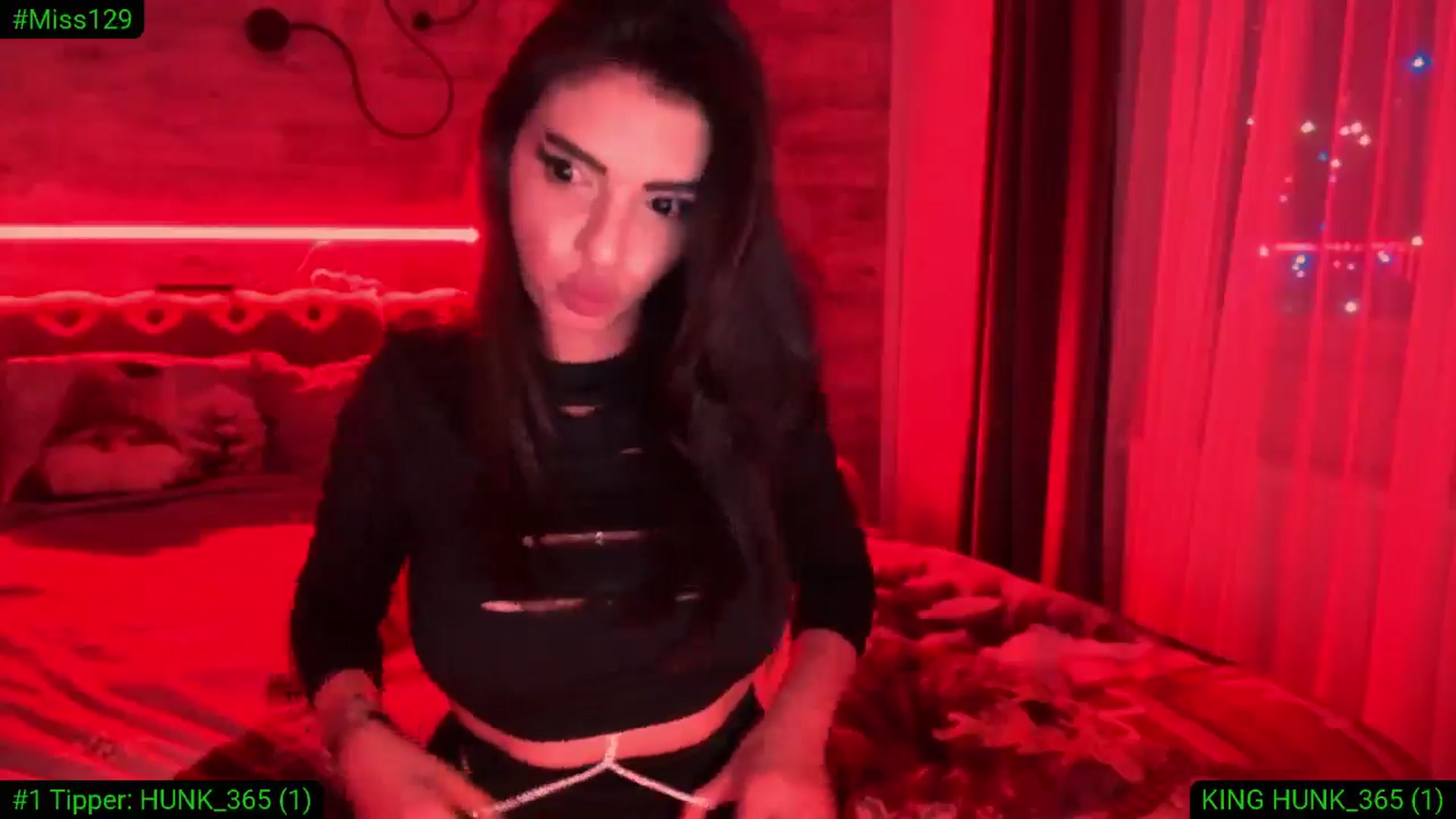 Gallery image thumbnail from Diamondblack5's myfreecams stream on, 01/03/2026, 04:04 image 3 of 20