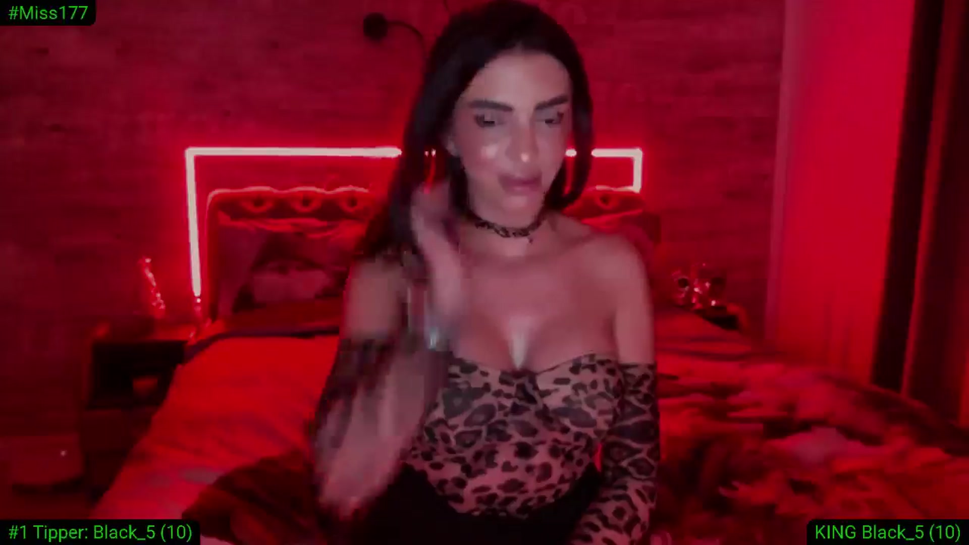 Gallery image thumbnail from Diamondblack5's myfreecams stream on, 01/05/2026, 02:44 image 8 of 20