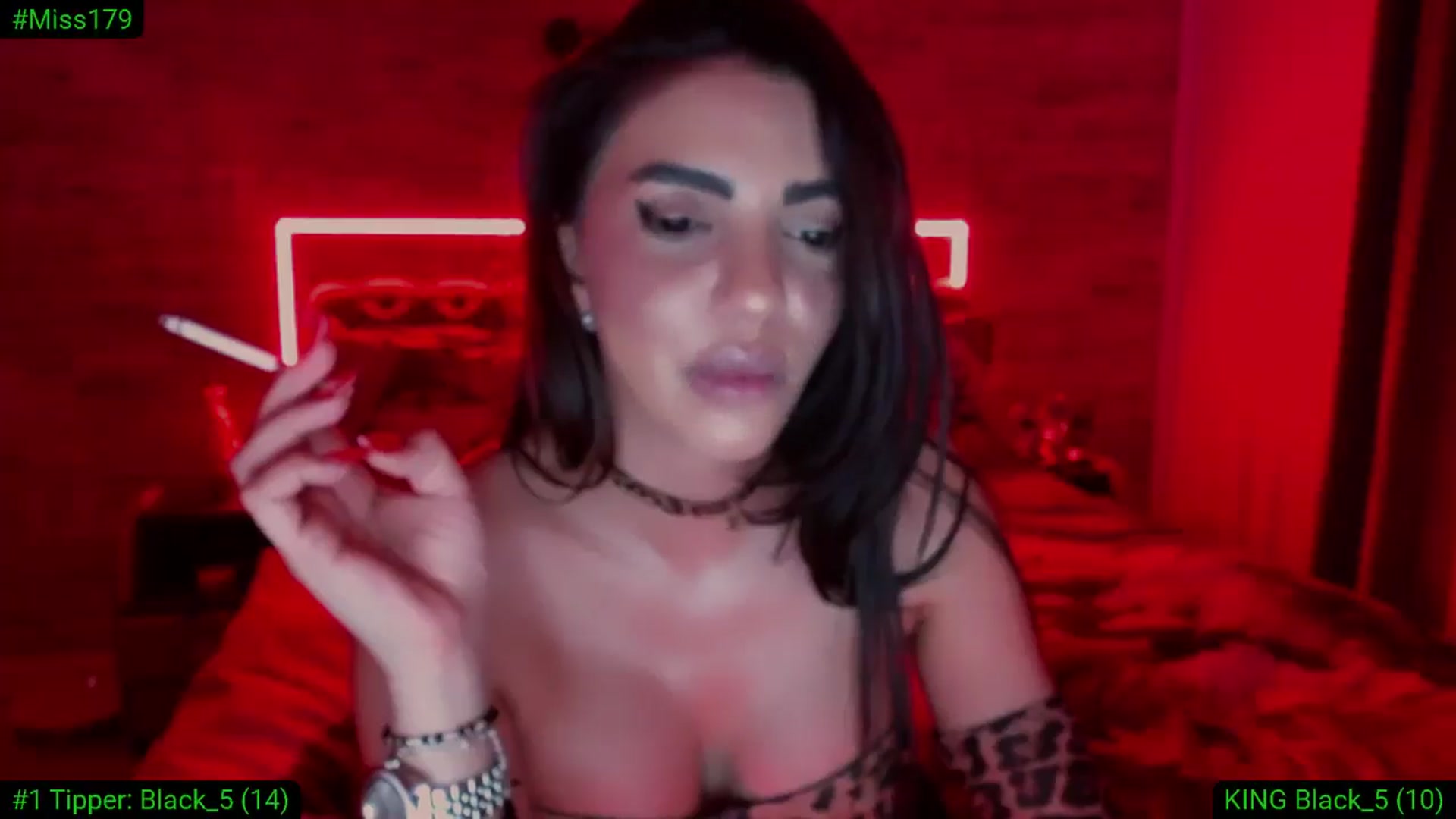 Gallery image thumbnail from Diamondblack5's myfreecams stream on, 01/05/2026, 02:44 image 17 of 20