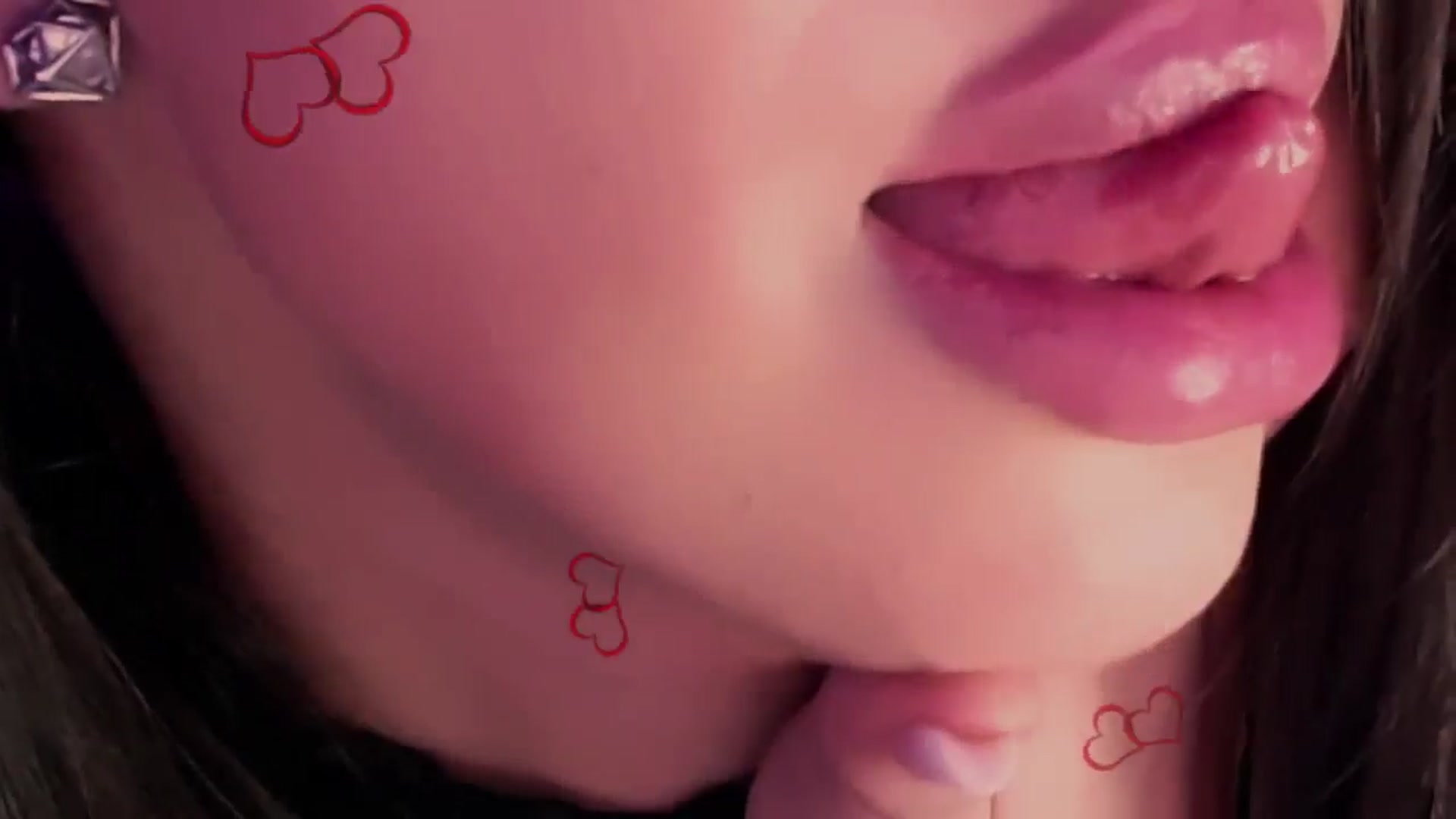 Gallery image thumbnail from Diamondblack5's myfreecams stream on, 01/18/2026, 24:46 image 8 of 20