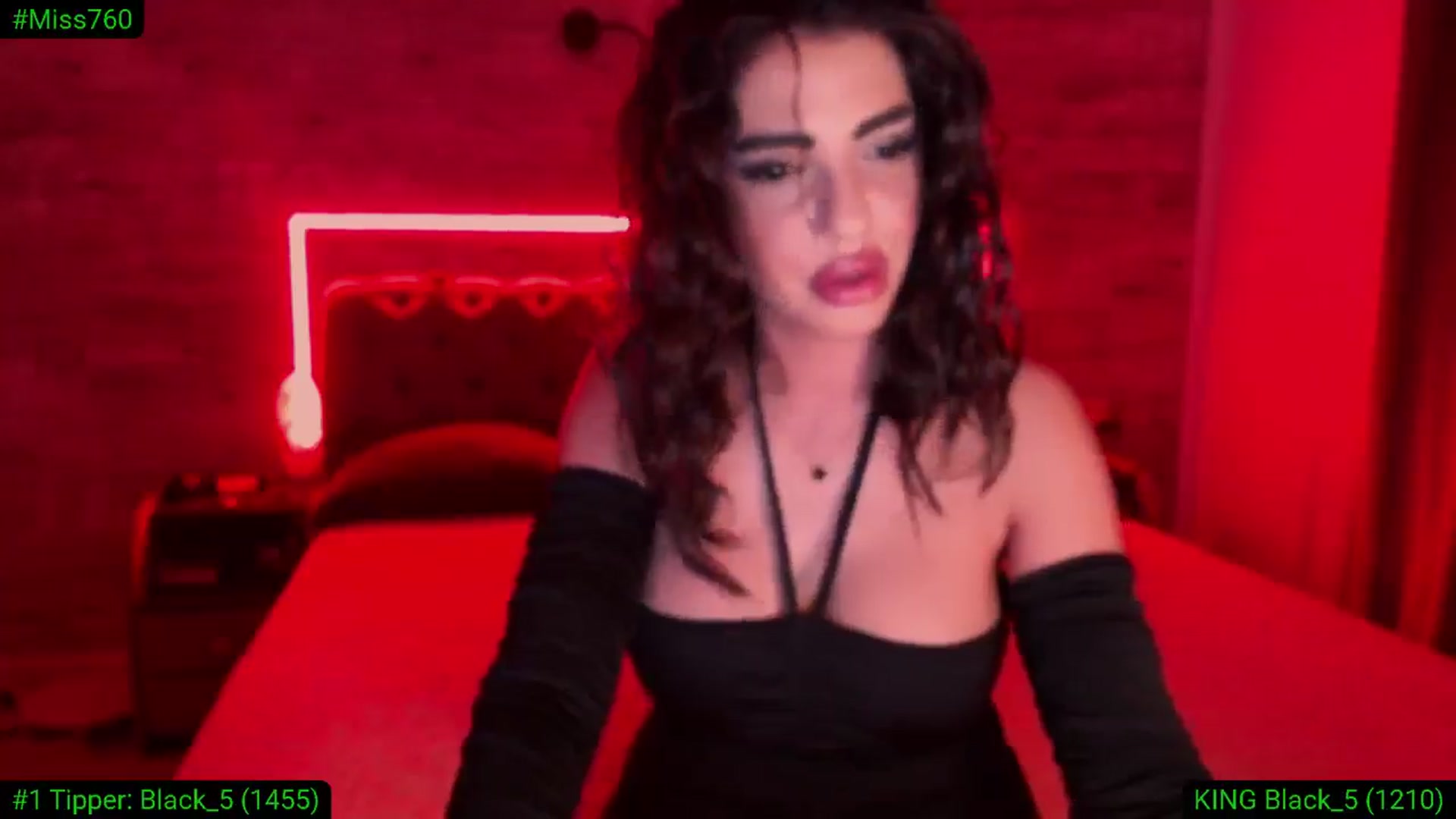 Gallery image thumbnail from Diamondblack5's myfreecams stream on, 01/22/2026, 01:54 image 4 of 20