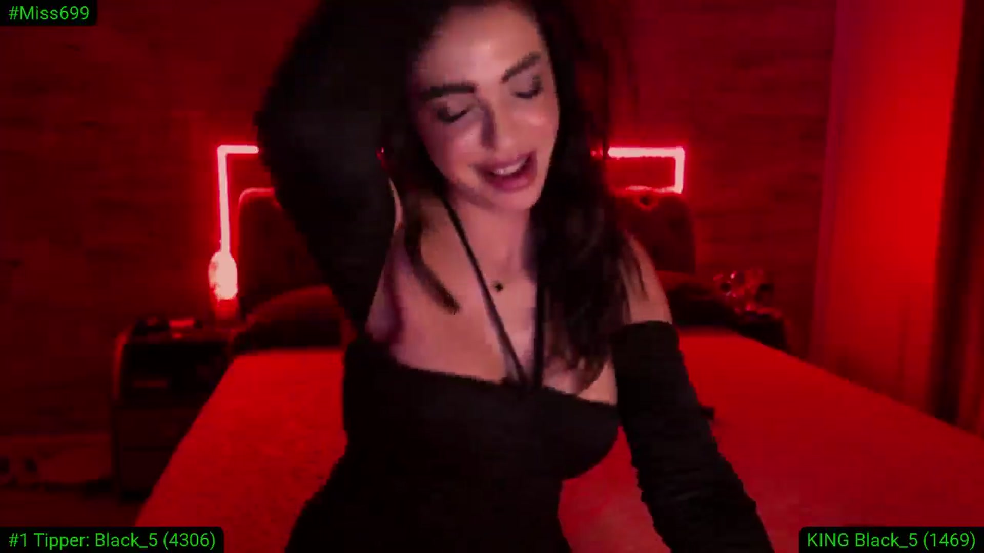 Gallery image thumbnail from Diamondblack5's myfreecams stream on, 01/22/2026, 01:54 image 17 of 20