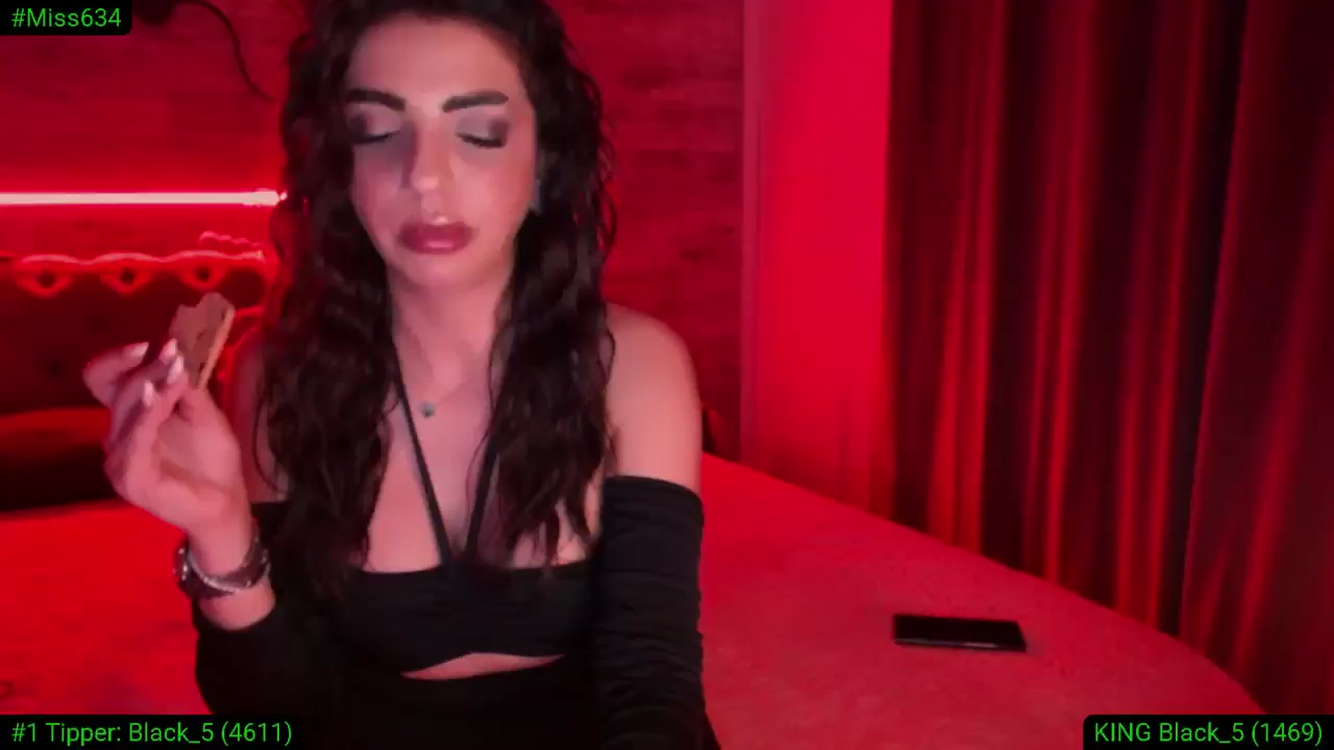 Gallery image thumbnail from Diamondblack5's myfreecams stream on, 01/22/2026, 04:43 image 1 of 20