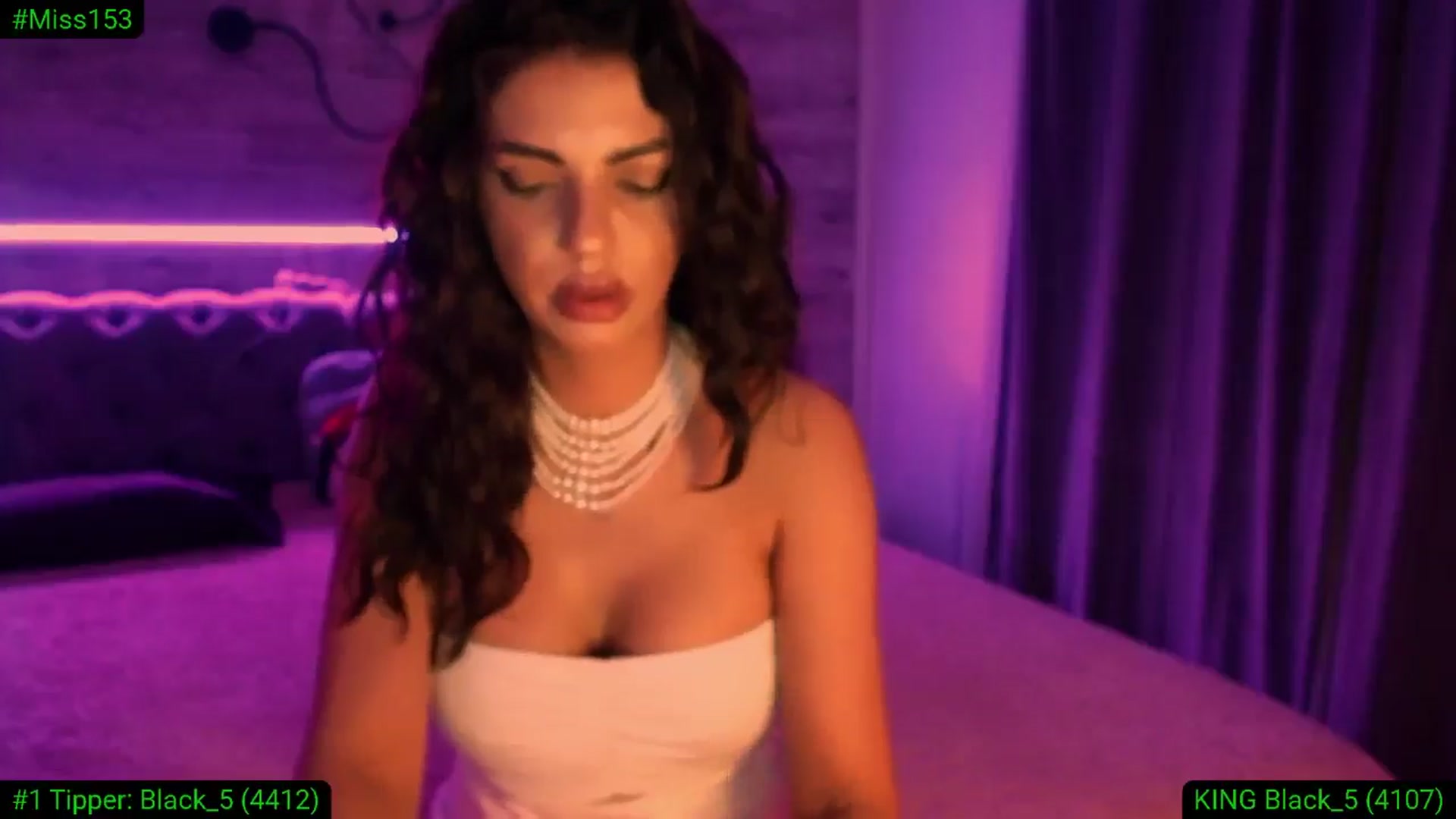 Gallery image thumbnail from Diamondblack5's myfreecams stream on, 02/02/2026, 03:58 image 18 of 20