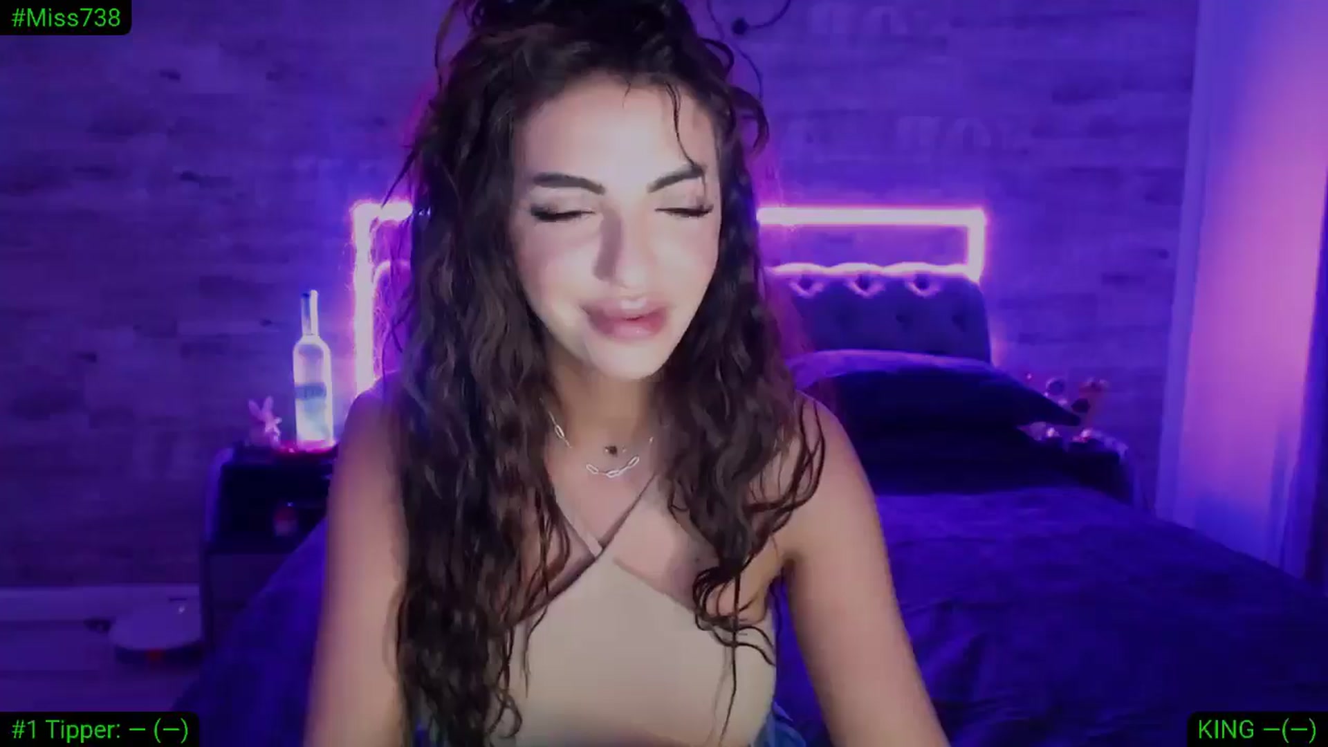 Gallery image thumbnail from Diamondblack5's myfreecams stream on, 03/15/2026, 02:06 image 6 of 20
