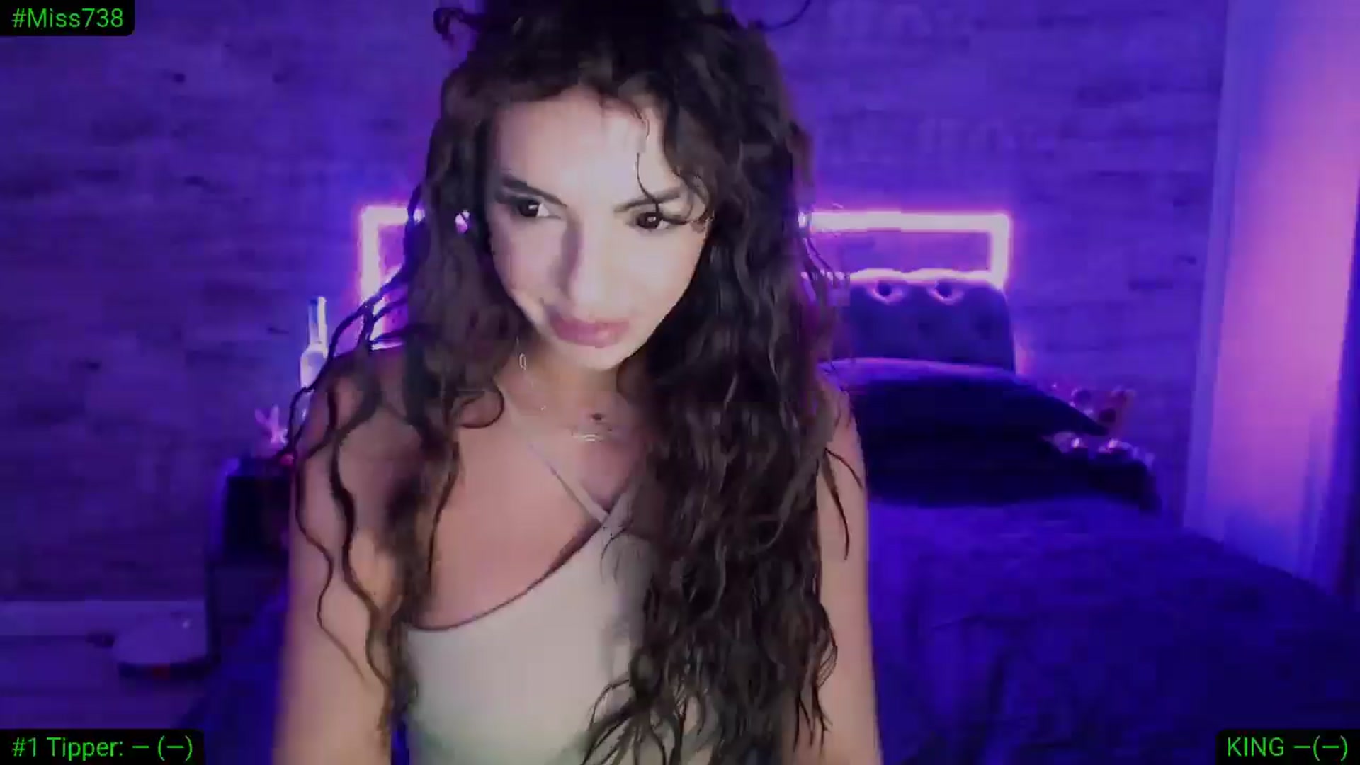 Gallery image thumbnail from Diamondblack5's myfreecams stream on, 03/15/2026, 02:06 image 9 of 20