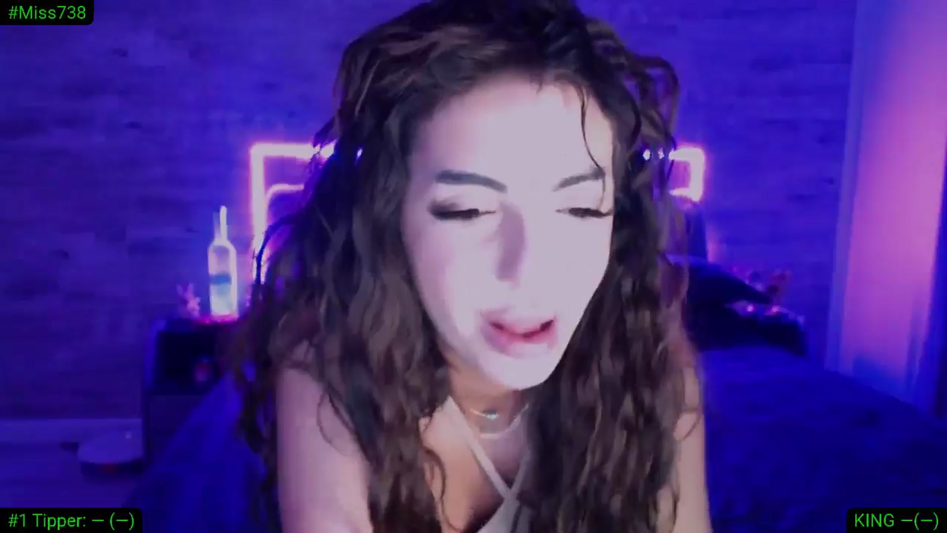 Gallery image thumbnail from Diamondblack5's myfreecams stream on, 03/15/2026, 02:06 image 8 of 20