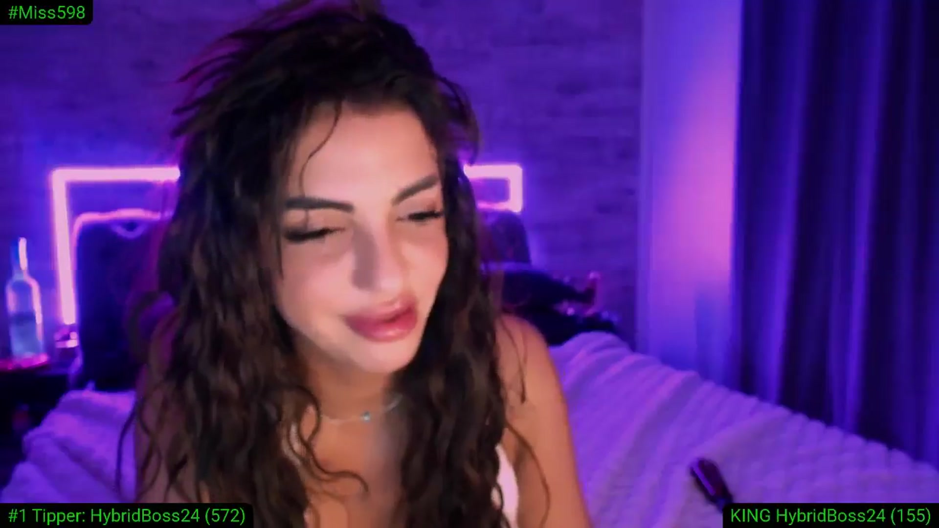 Gallery image thumbnail from Diamondblack5's myfreecams stream on, 03/16/2026, 02:27 image 4 of 20
