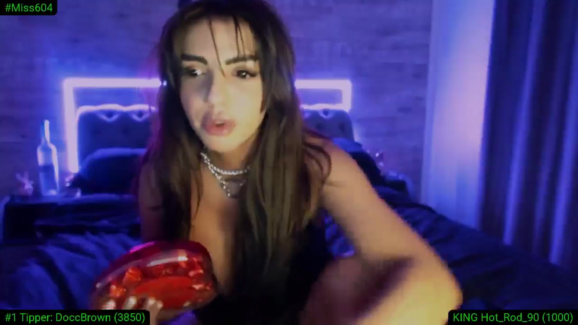 Gallery image thumbnail from Diamondblack5's myfreecams stream on, 03/22/2026, 04:13 image 13 of 20