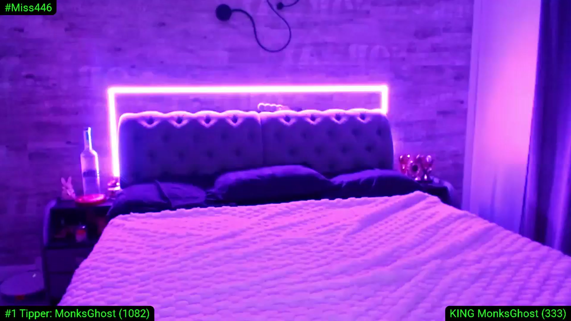 Gallery image thumbnail from Diamondblack5's myfreecams stream on, 03/30/2026, 24:41 image 5 of 20