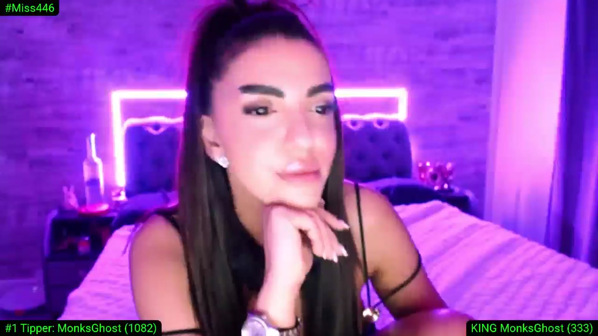 Gallery image thumbnail from Diamondblack5's myfreecams stream on, 03/30/2026, 24:41 image 3 of 20