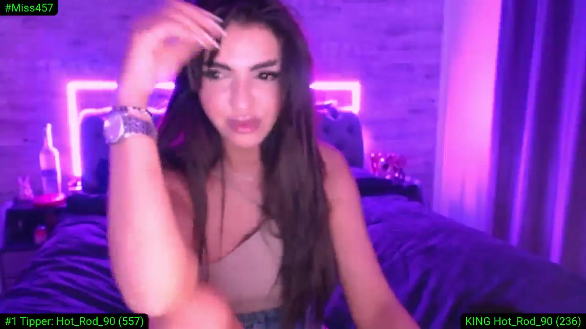 Gallery image thumbnail from Diamondblack5's myfreecams stream on, 04/01/2026, 06:50 image 7 of 20