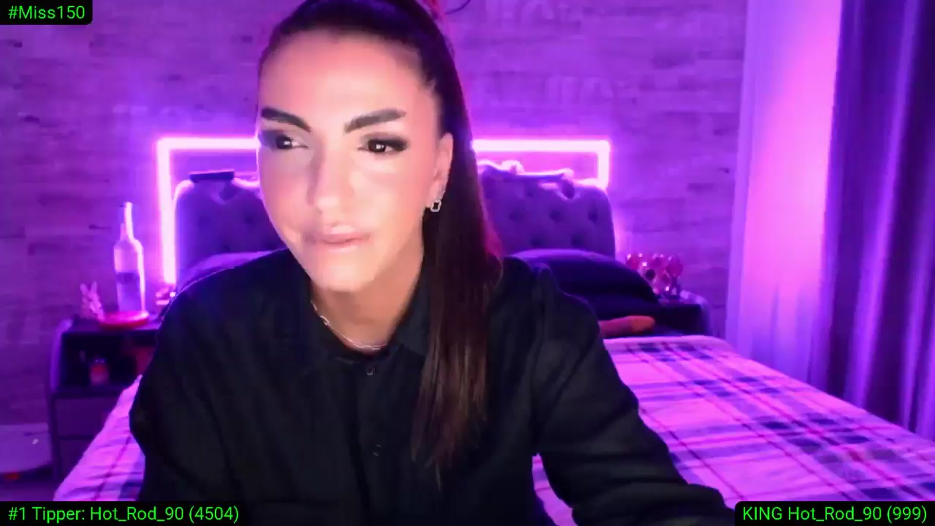 Gallery image thumbnail from Diamondblack5's myfreecams stream on, 04/01/2026, 23:37 image 6 of 20