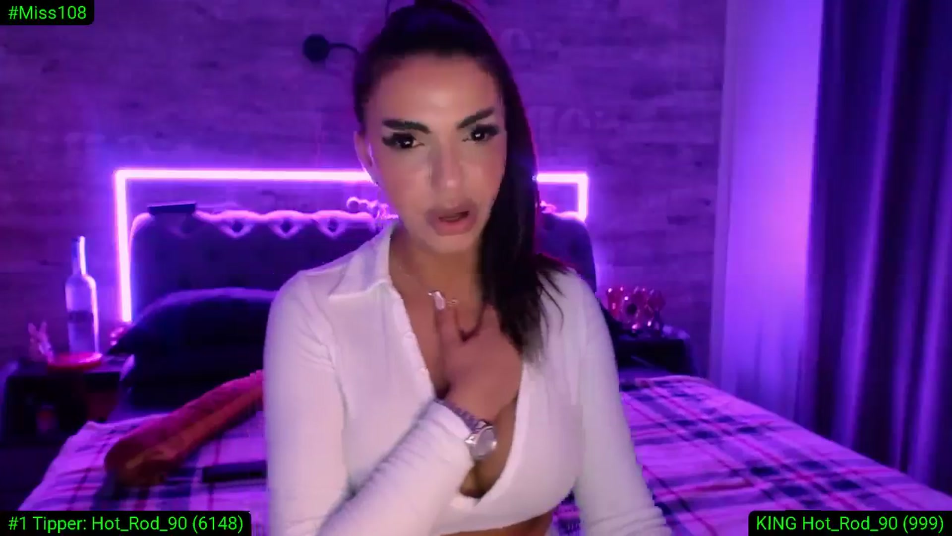 Gallery image thumbnail from Diamondblack5's myfreecams stream on, 04/02/2026, 02:30 image 13 of 20