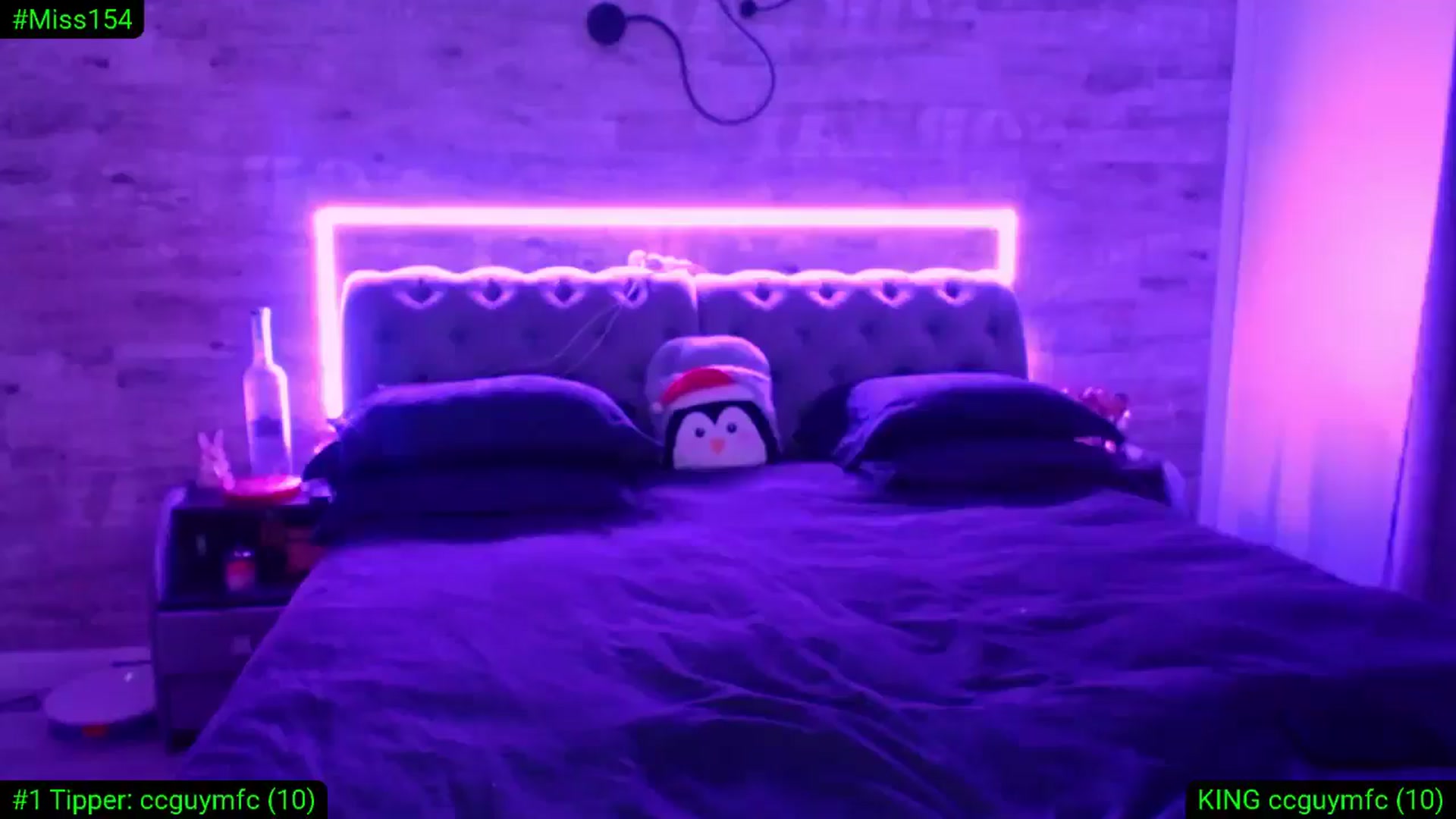 Gallery image thumbnail from Diamondblack5's myfreecams stream on, 04/05/2026, 23:44 image 14 of 20