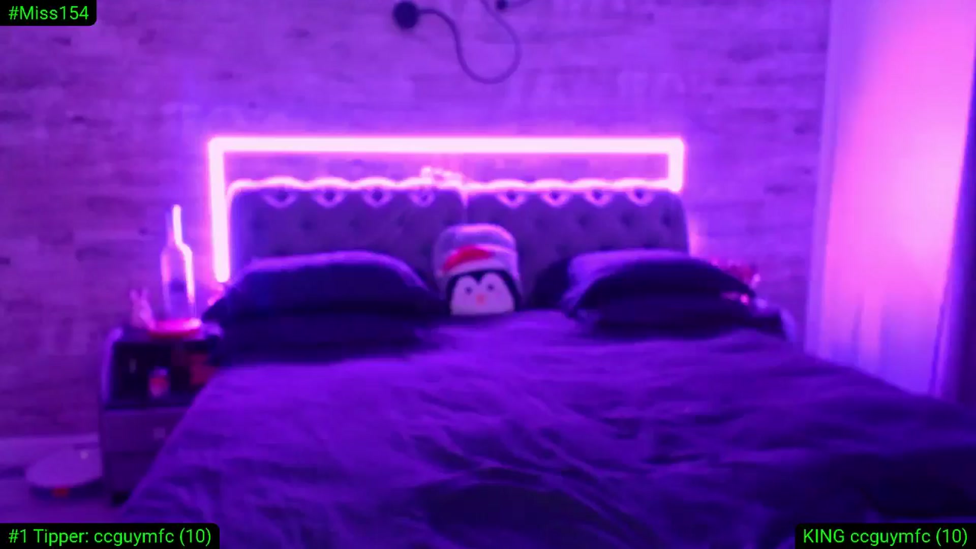 Gallery image thumbnail from Diamondblack5's myfreecams stream on, 04/05/2026, 23:44 image 3 of 20
