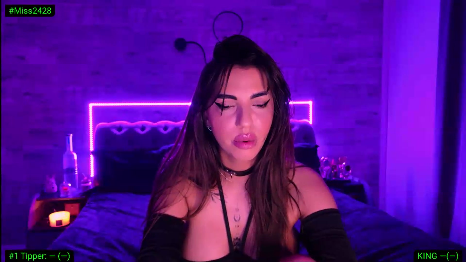 Gallery image thumbnail from Diamondblack5's myfreecams stream on, 05/03/2026, 02:46 image 2 of 20