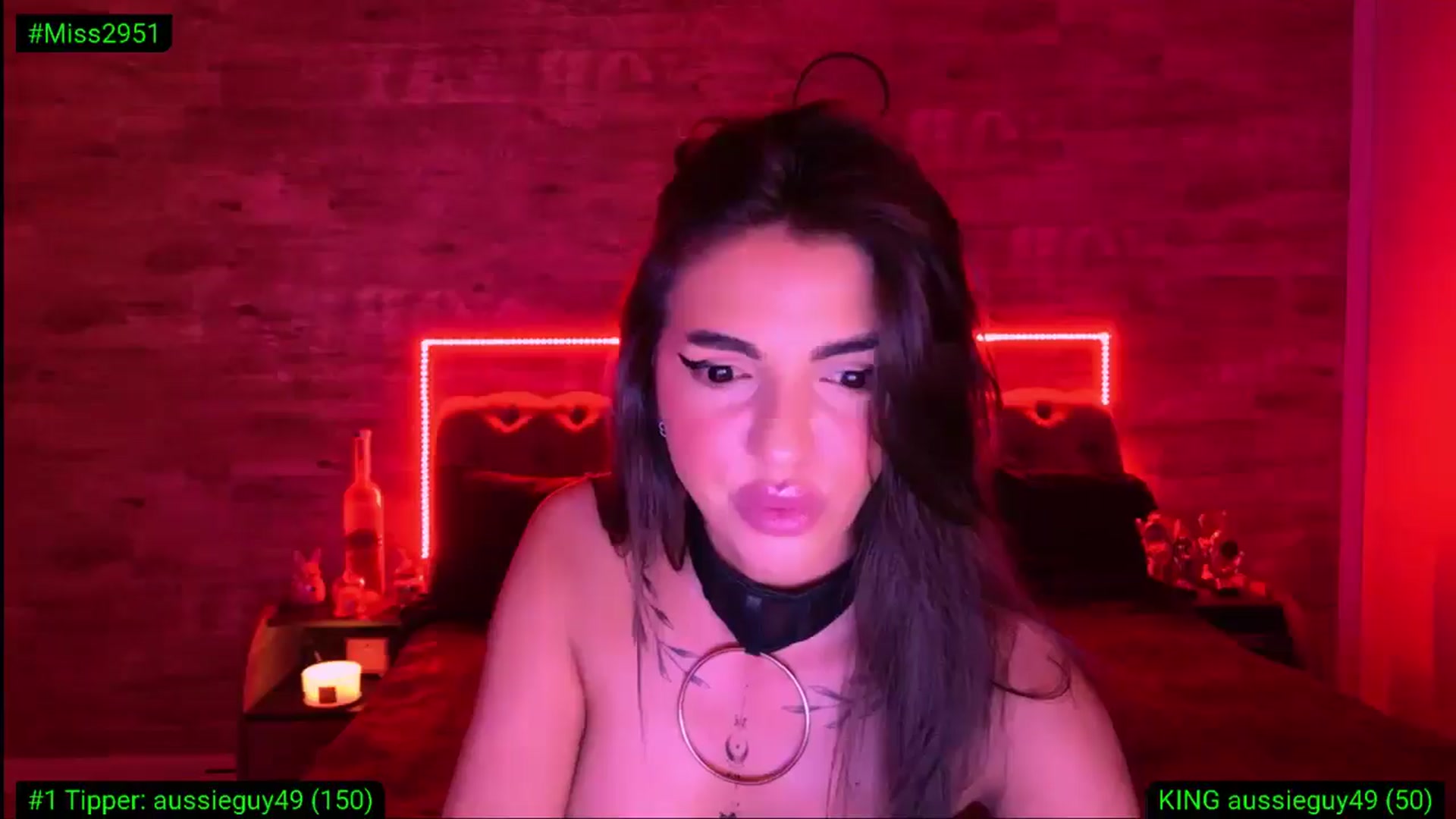 Gallery image thumbnail from Diamondblack5's myfreecams stream on, 05/04/2026, 24:45 image 15 of 20