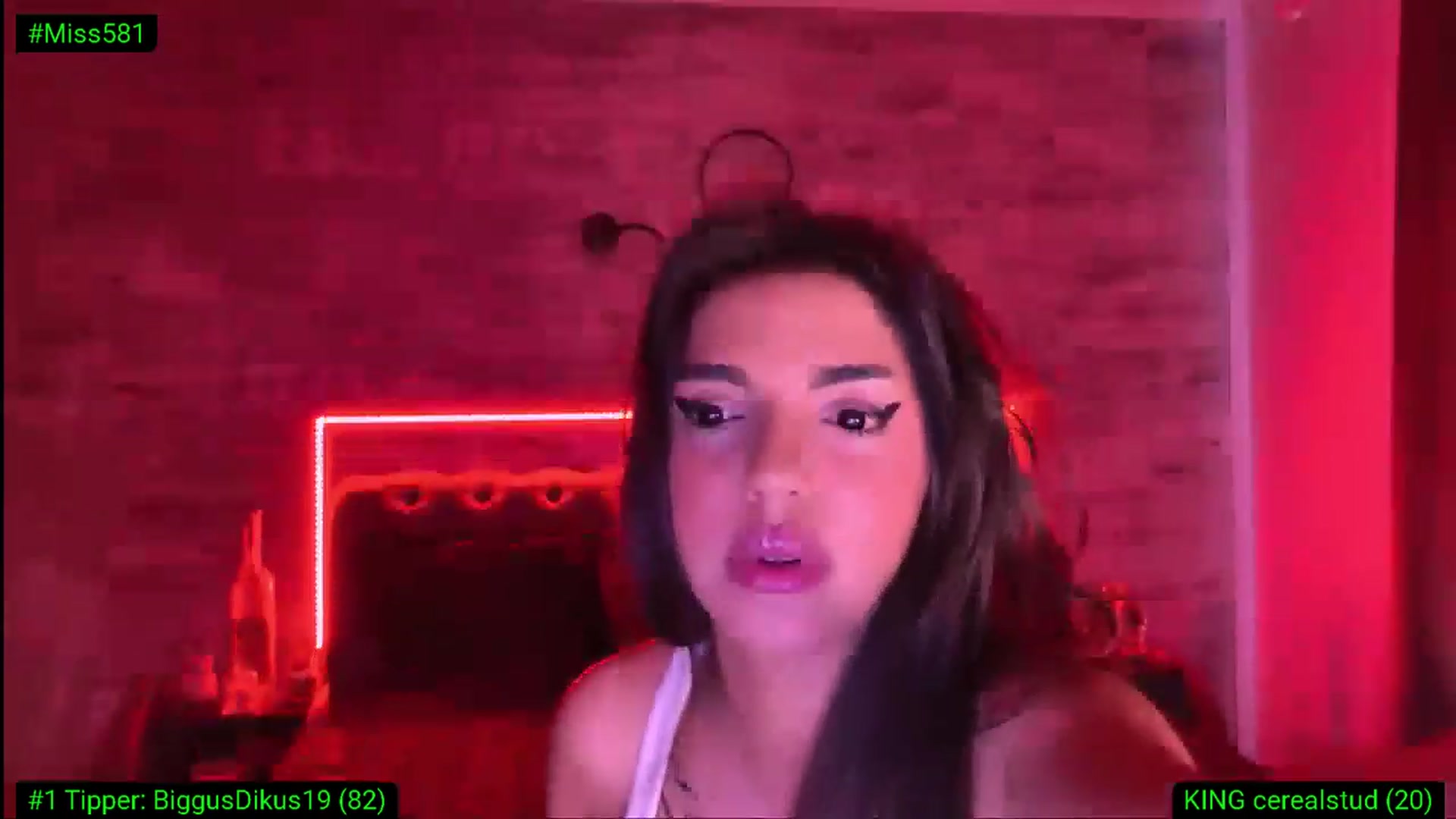 Gallery image thumbnail from Diamondblack5's myfreecams stream on, 05/05/2026, 06:24 image 13 of 20