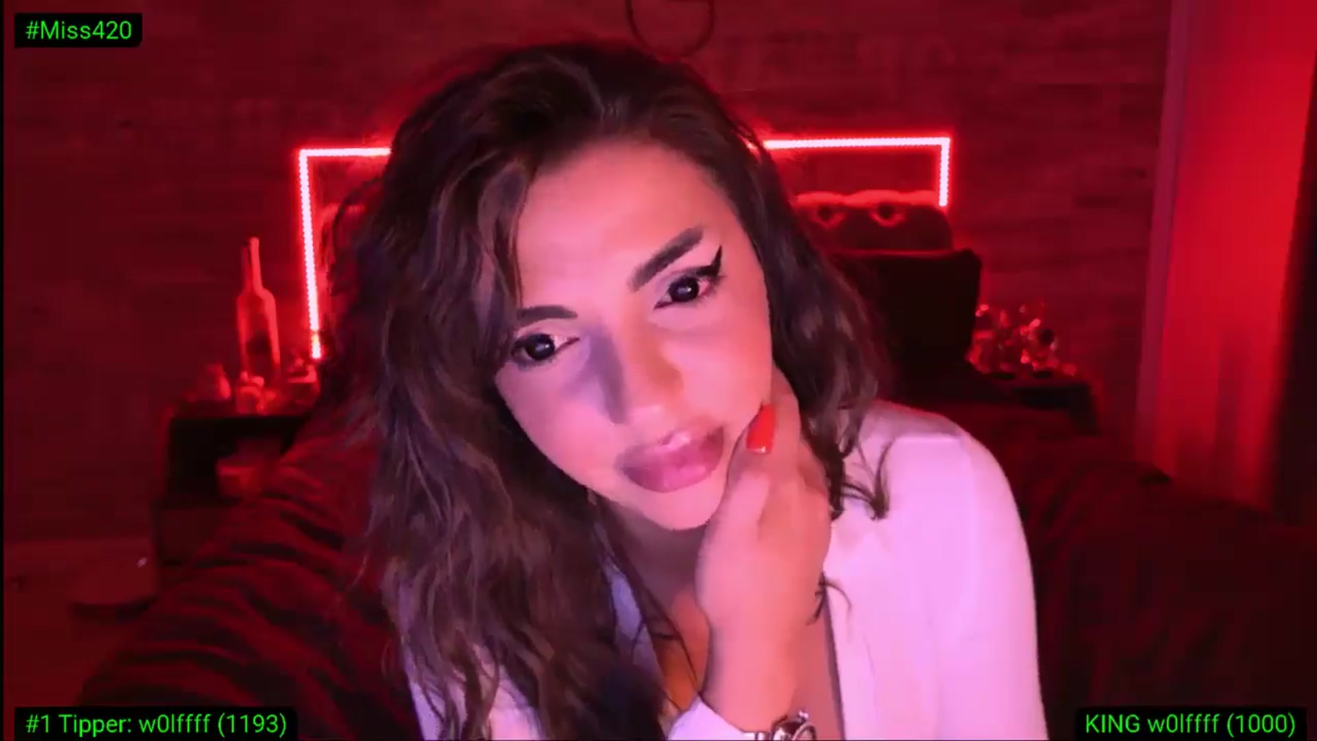 Gallery image thumbnail from Diamondblack5's myfreecams stream on, 05/08/2026, 03:40 image 9 of 20
