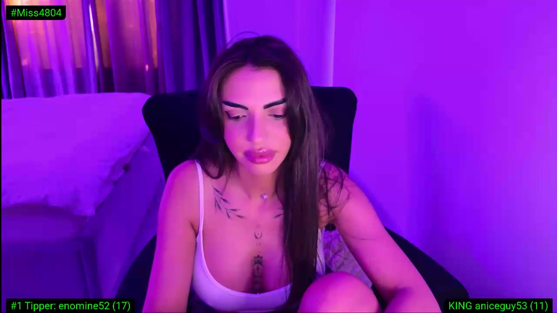 Gallery image thumbnail from Diamondblack5's myfreecams stream on, 06/21/2026, 14:51 image 13 of 20