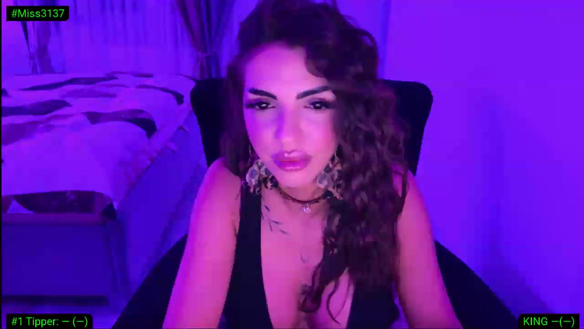 Gallery image thumbnail from Diamondblack5's myfreecams stream on, 07/24/2026, 24:00 image 1 of 20