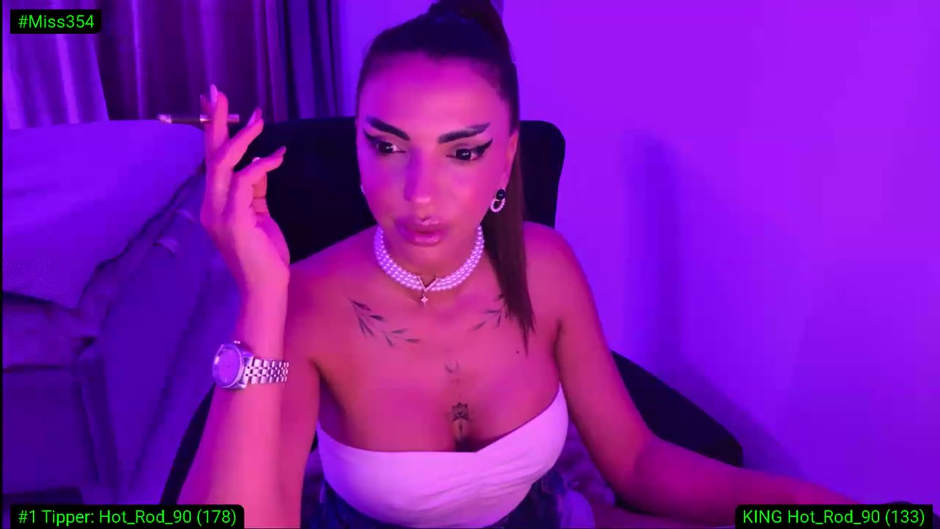 Gallery image thumbnail from Diamondblack5's myfreecams stream on, 09/13/2026, 01:35 image 17 of 20
