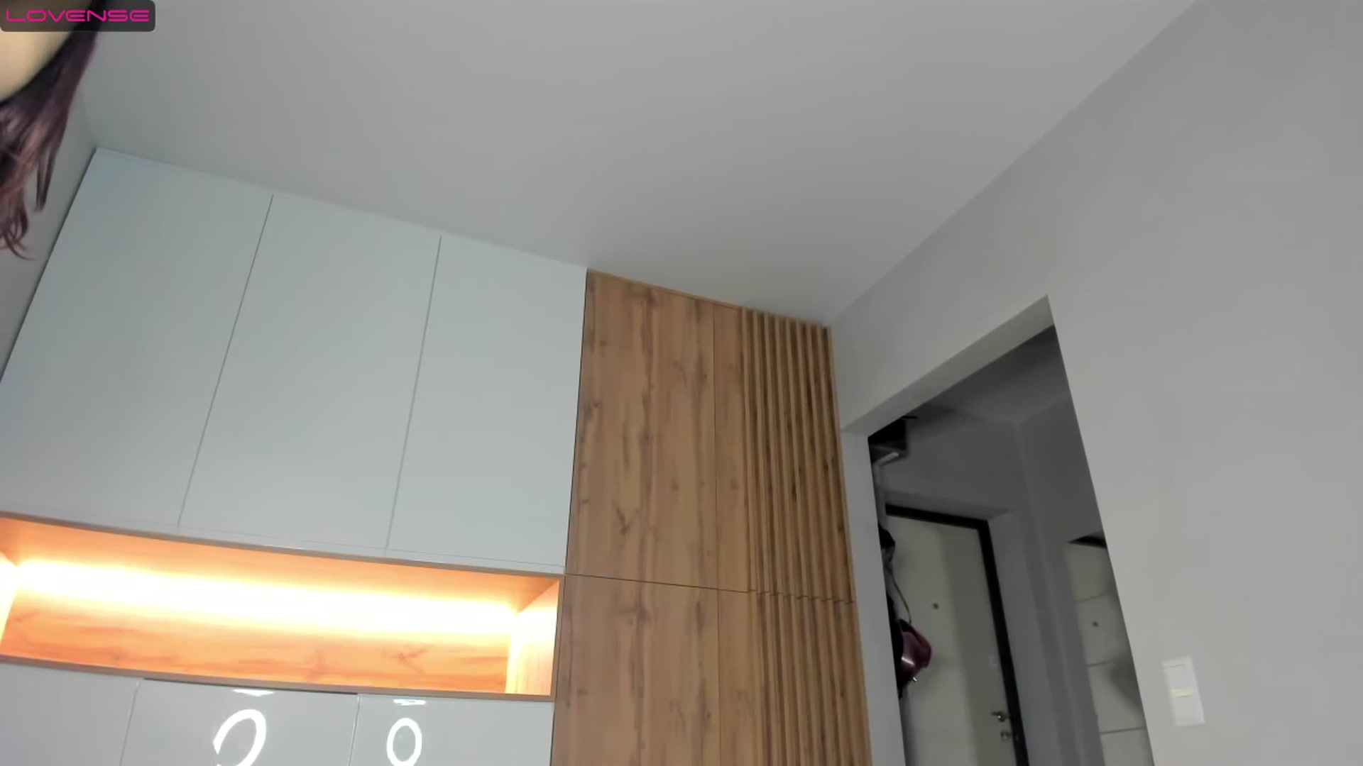 Gallery image thumbnail from Diamondgirl__'s myfreecams stream on, 11/18/2022, 19:04 image 7 of 20
