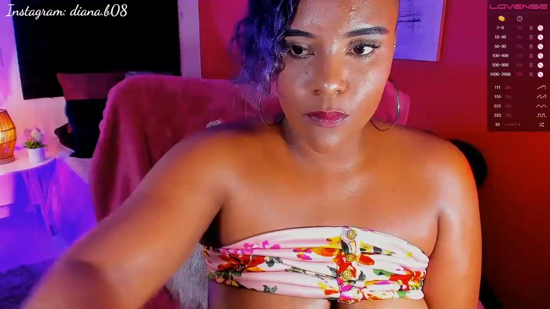 Gallery image thumbnail from DianaBrownn's myfreecams stream on, 11/18/2022, 07:11 image 6 of 20