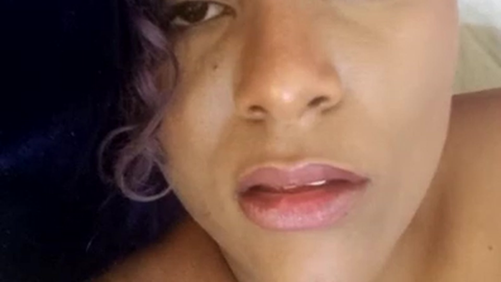Gallery image thumbnail from DianaBrownn's myfreecams stream on, 11/23/2022, 07:32 image 11 of 20