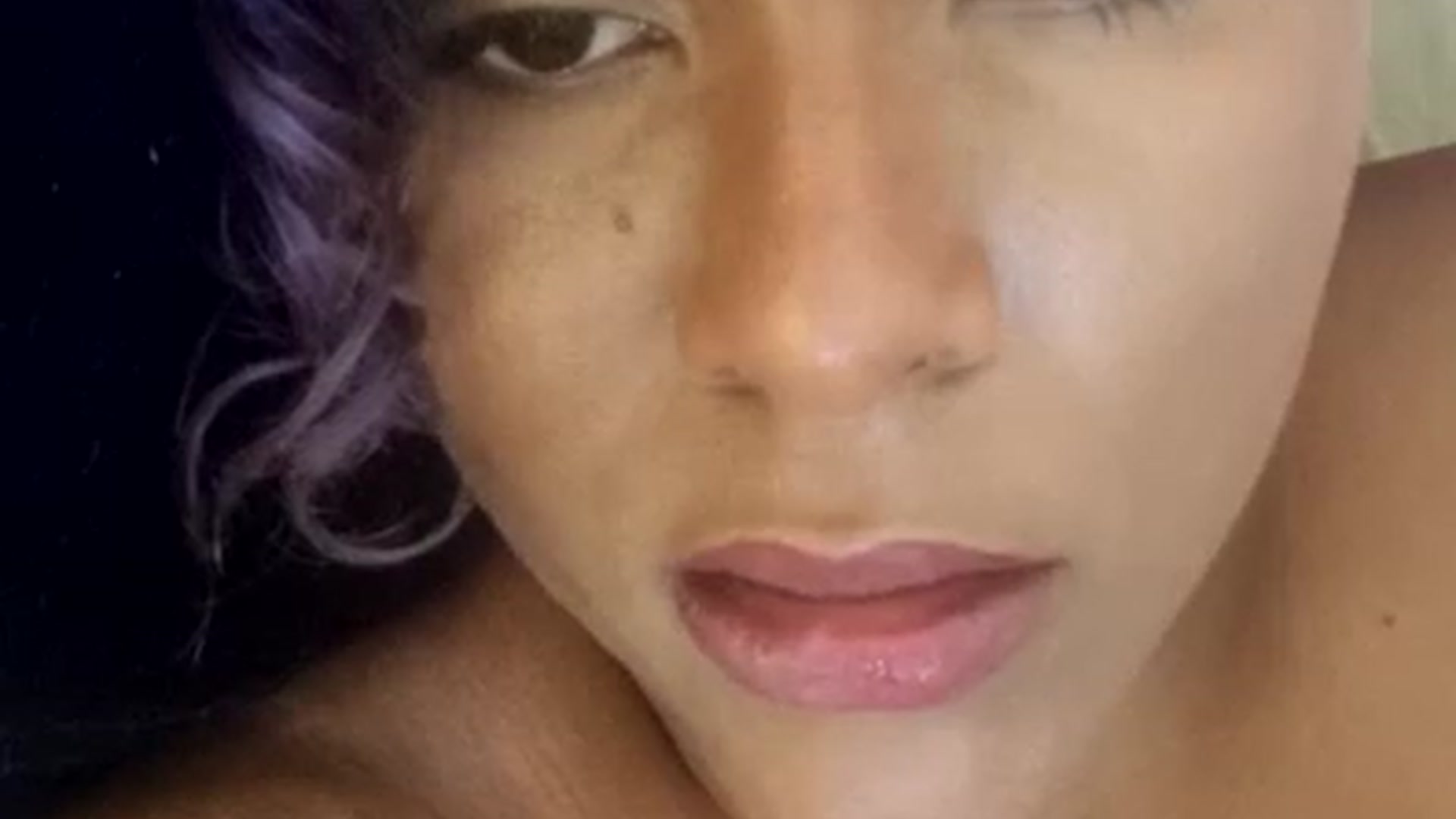 Gallery image thumbnail from DianaBrownn's myfreecams stream on, 11/23/2022, 07:32 image 10 of 20