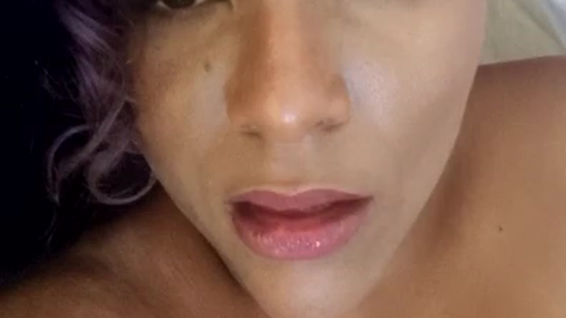 Gallery image thumbnail from DianaBrownn's myfreecams stream on, 11/23/2022, 07:32 image 9 of 20