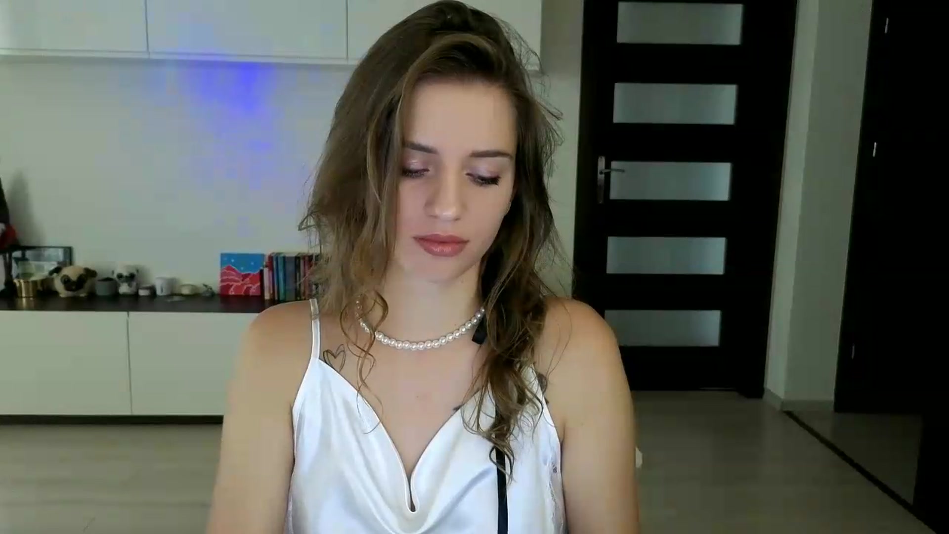 Gallery image thumbnail from DianaMonroe's myfreecams stream on, 08/25/2026, 10:05 image 20 of 20
